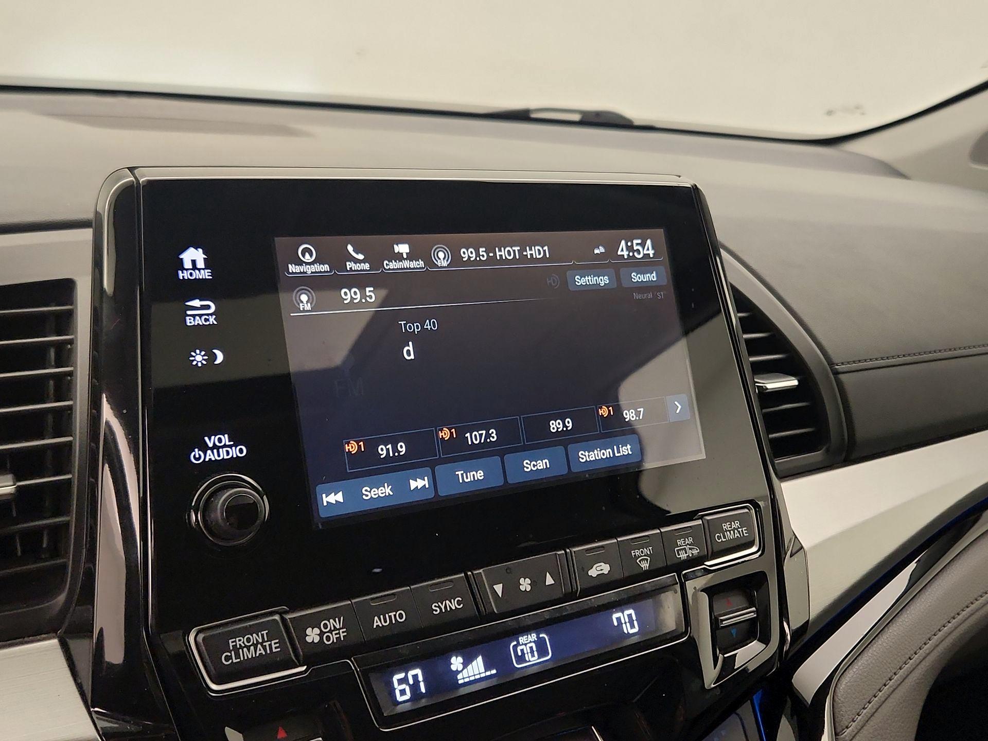 Thumbnail: 2019 Honda Odyssey - 16