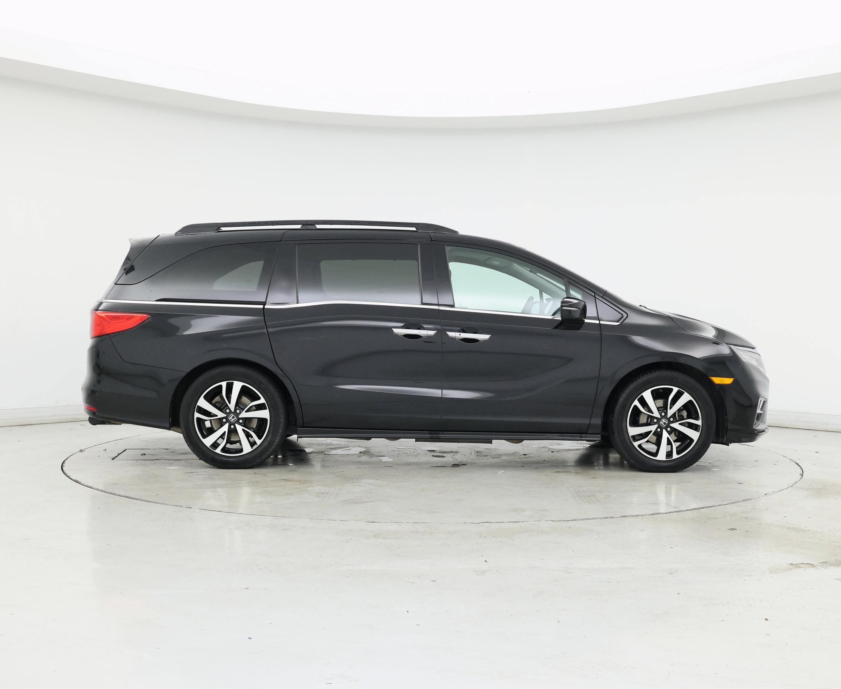 Thumbnail: 2019 Honda Odyssey - 7