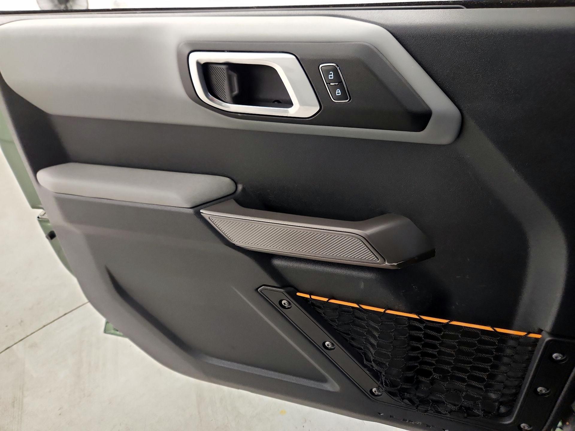 Thumbnail: 2022 Ford Bronco - 12