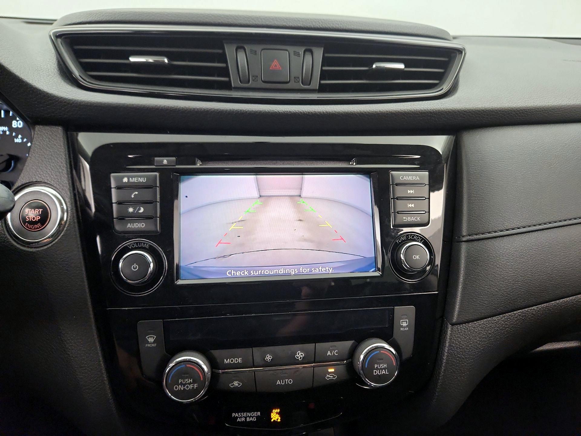 Thumbnail: 2018 Nissan Rogue - 14