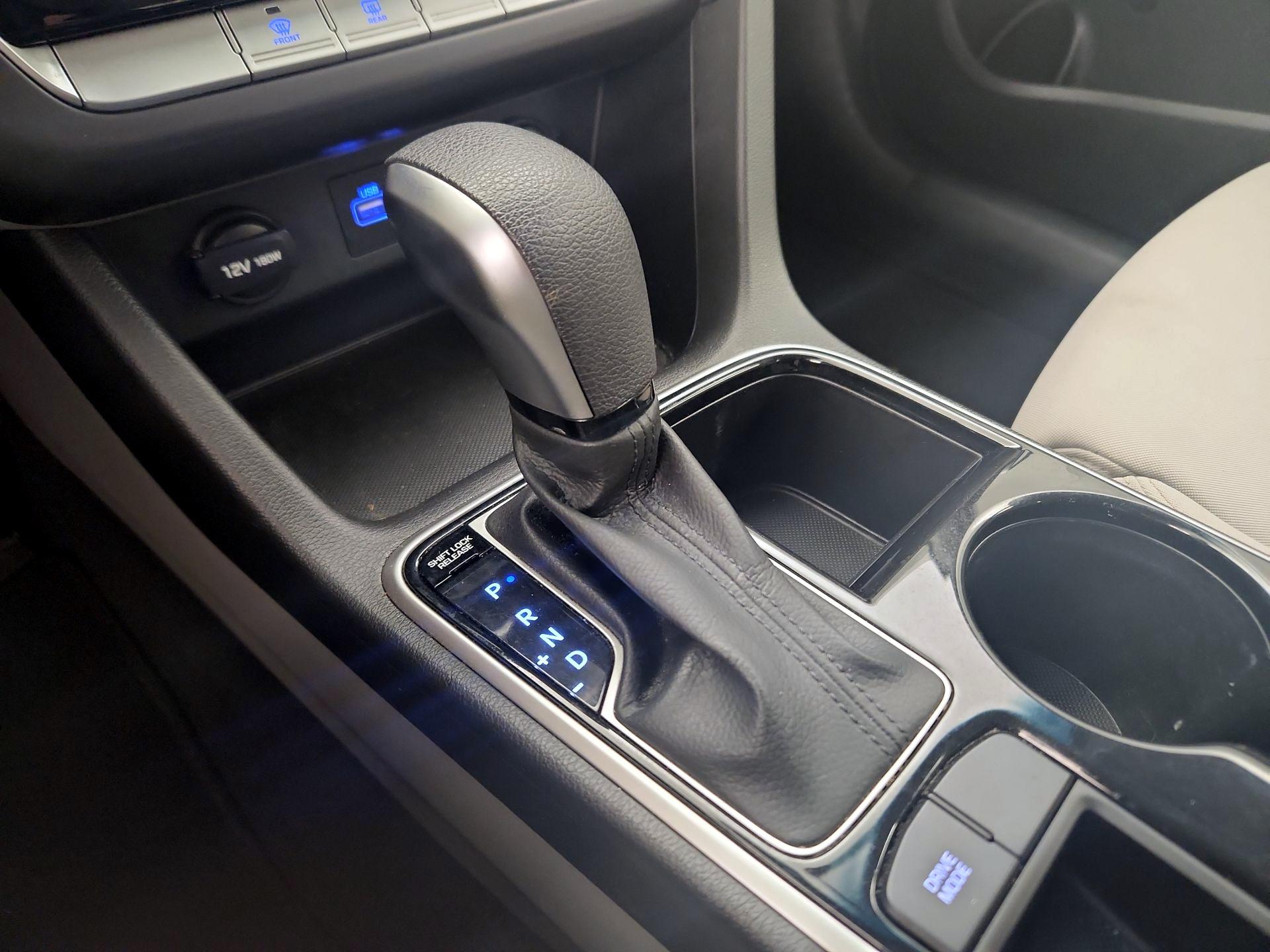 Thumbnail: 2018 Hyundai Sonata - 17