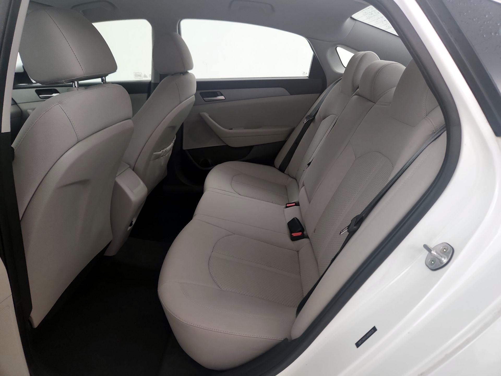 Thumbnail: 2018 Hyundai Sonata - 19