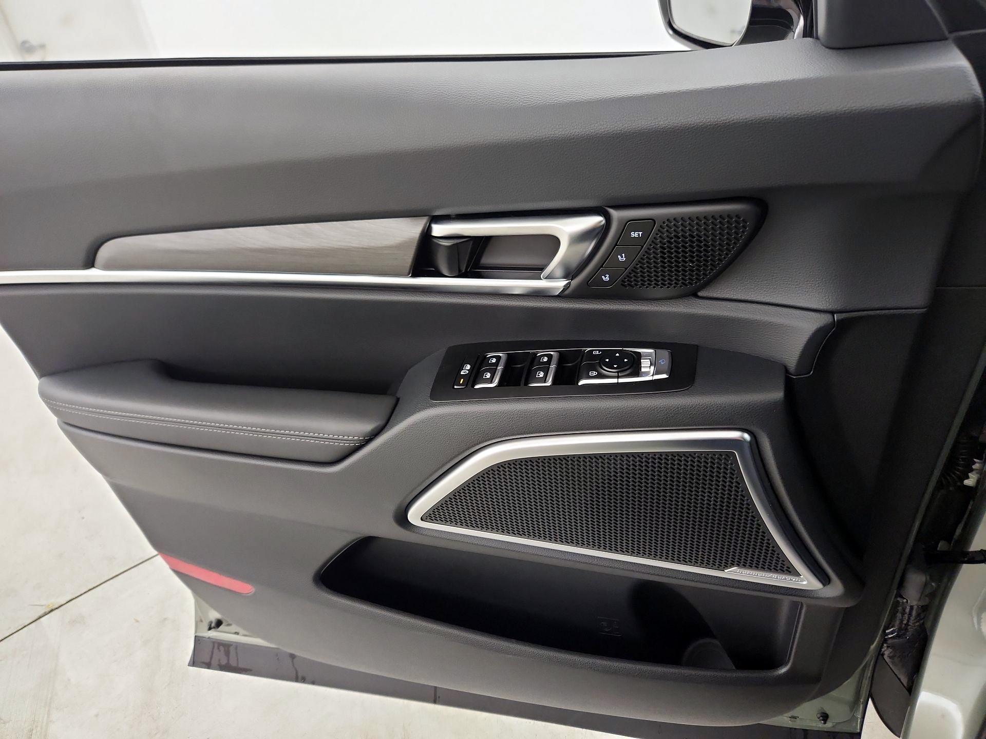 Thumbnail: 2024 Kia Telluride - 12