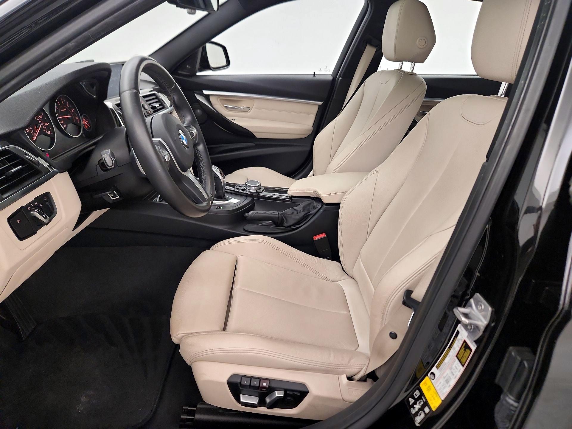 Thumbnail: 2016 BMW 3 Series - 11