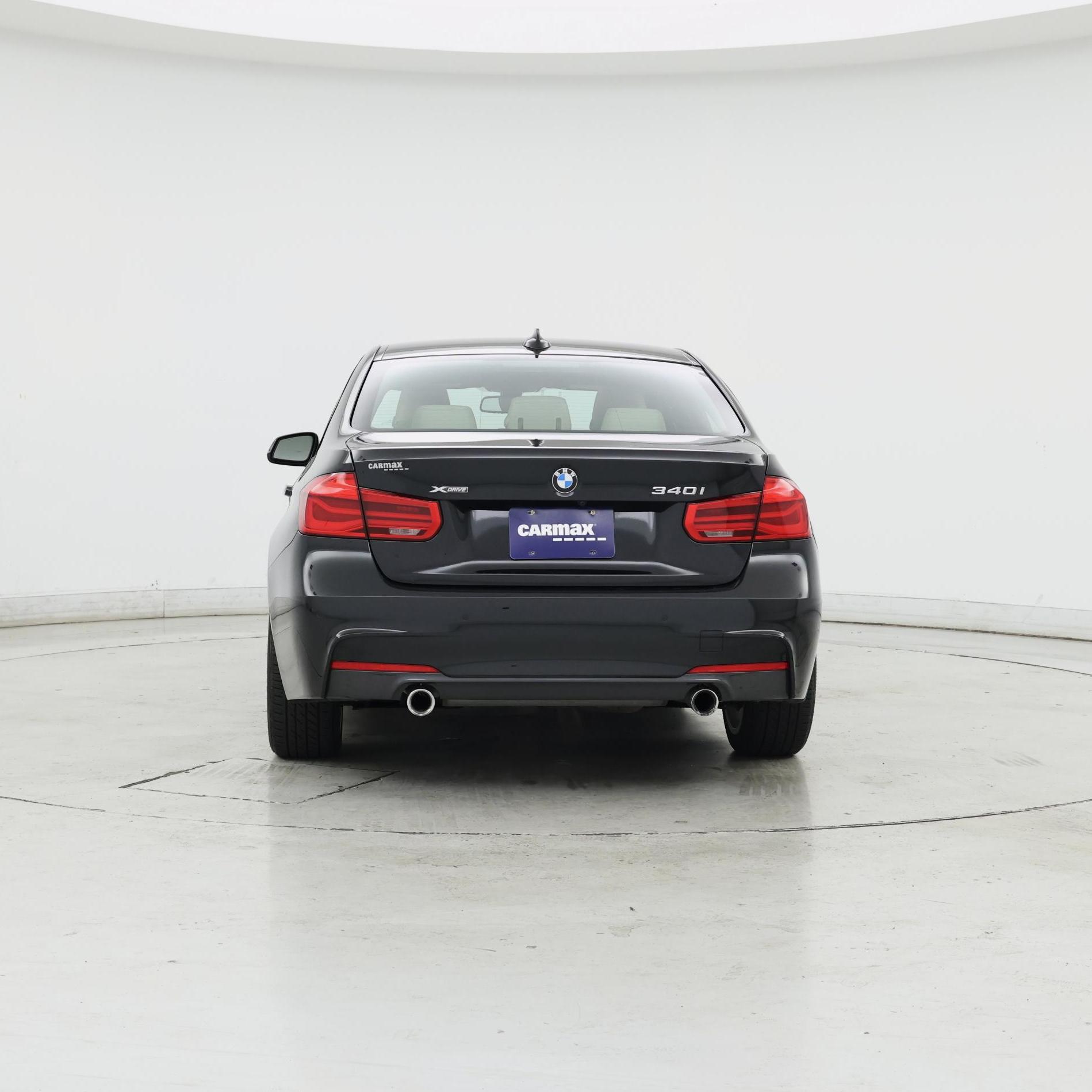 Thumbnail: 2016 BMW 3 Series - 6