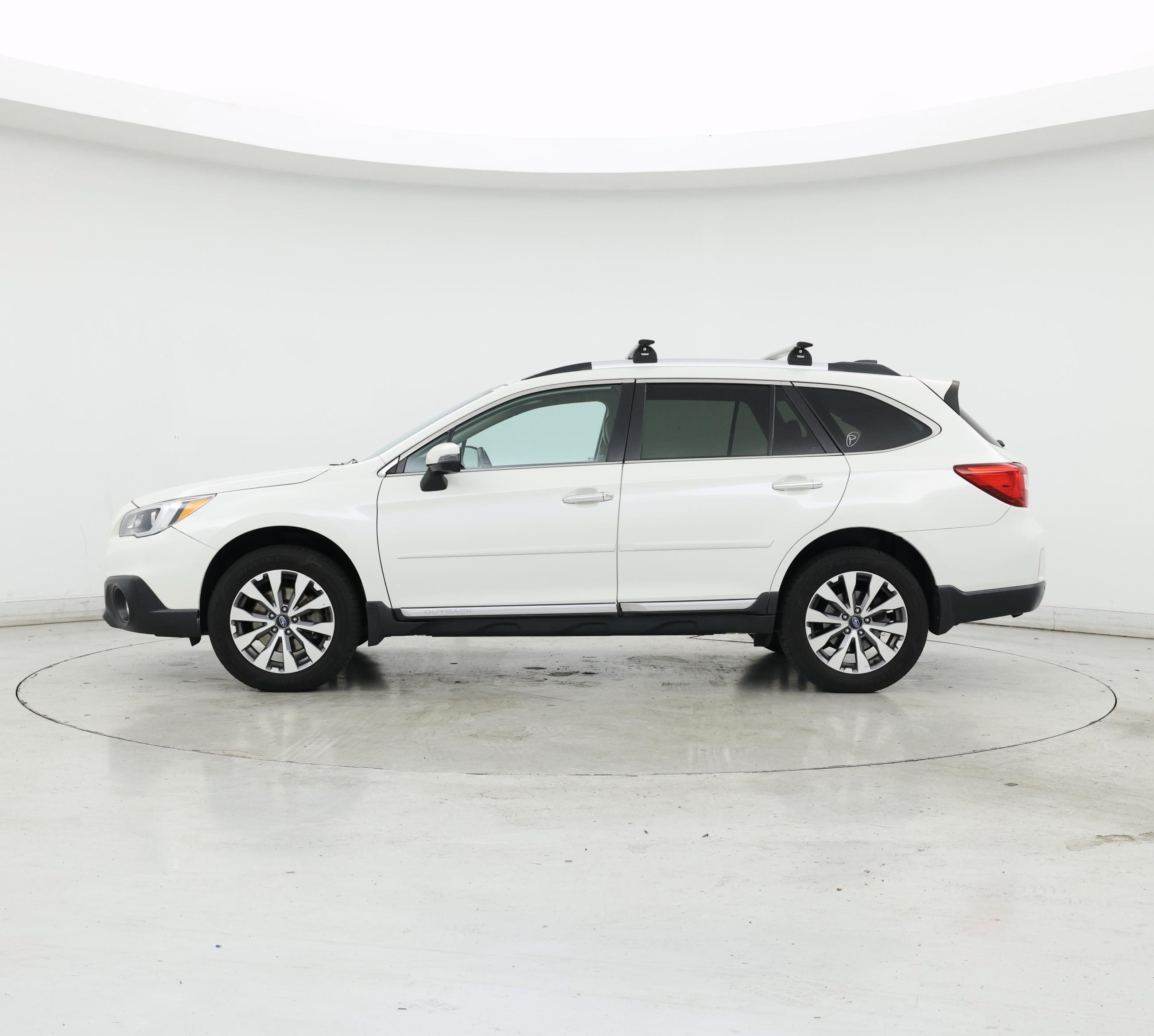 Thumbnail: 2017 Subaru Outback - 3