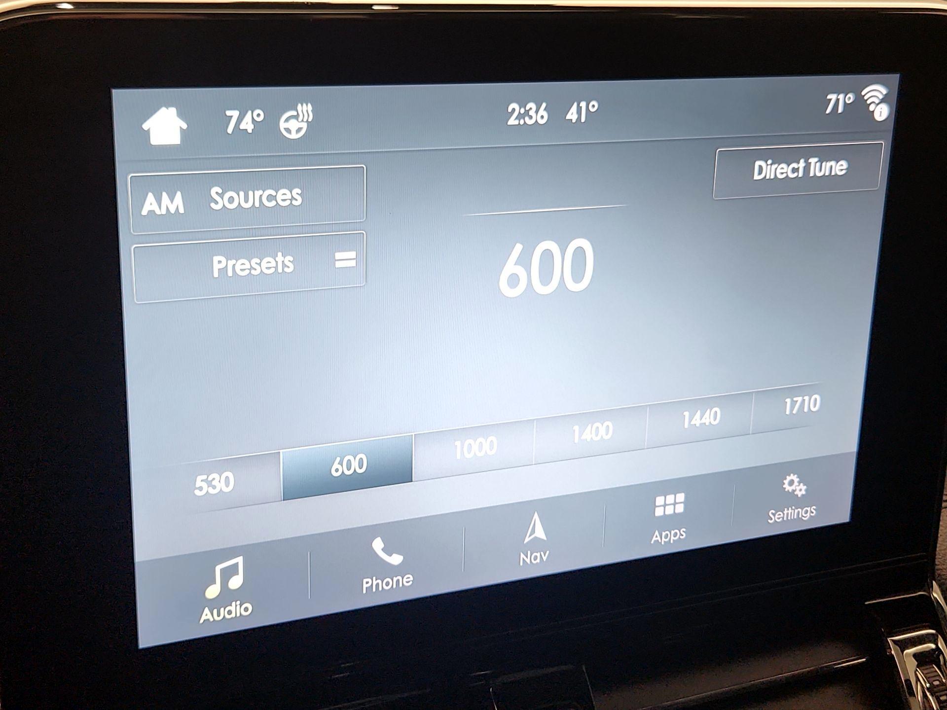 Thumbnail: 2018 Lincoln Navigator - 16