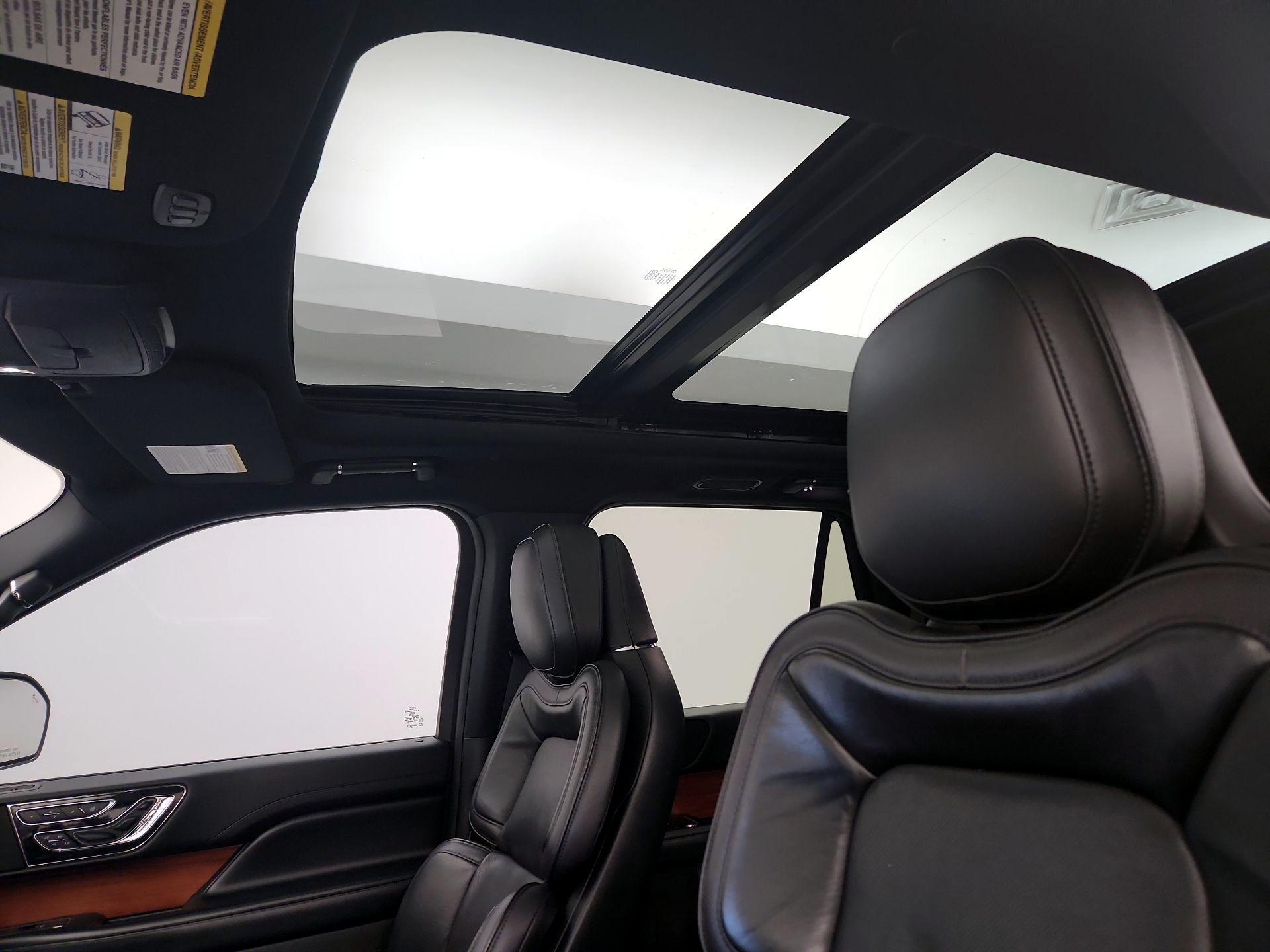 Thumbnail: 2018 Lincoln Navigator - 20