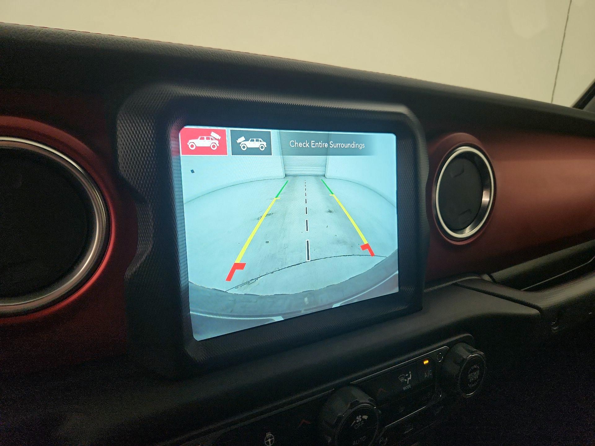 Thumbnail: 2021 Jeep Wrangler - 15