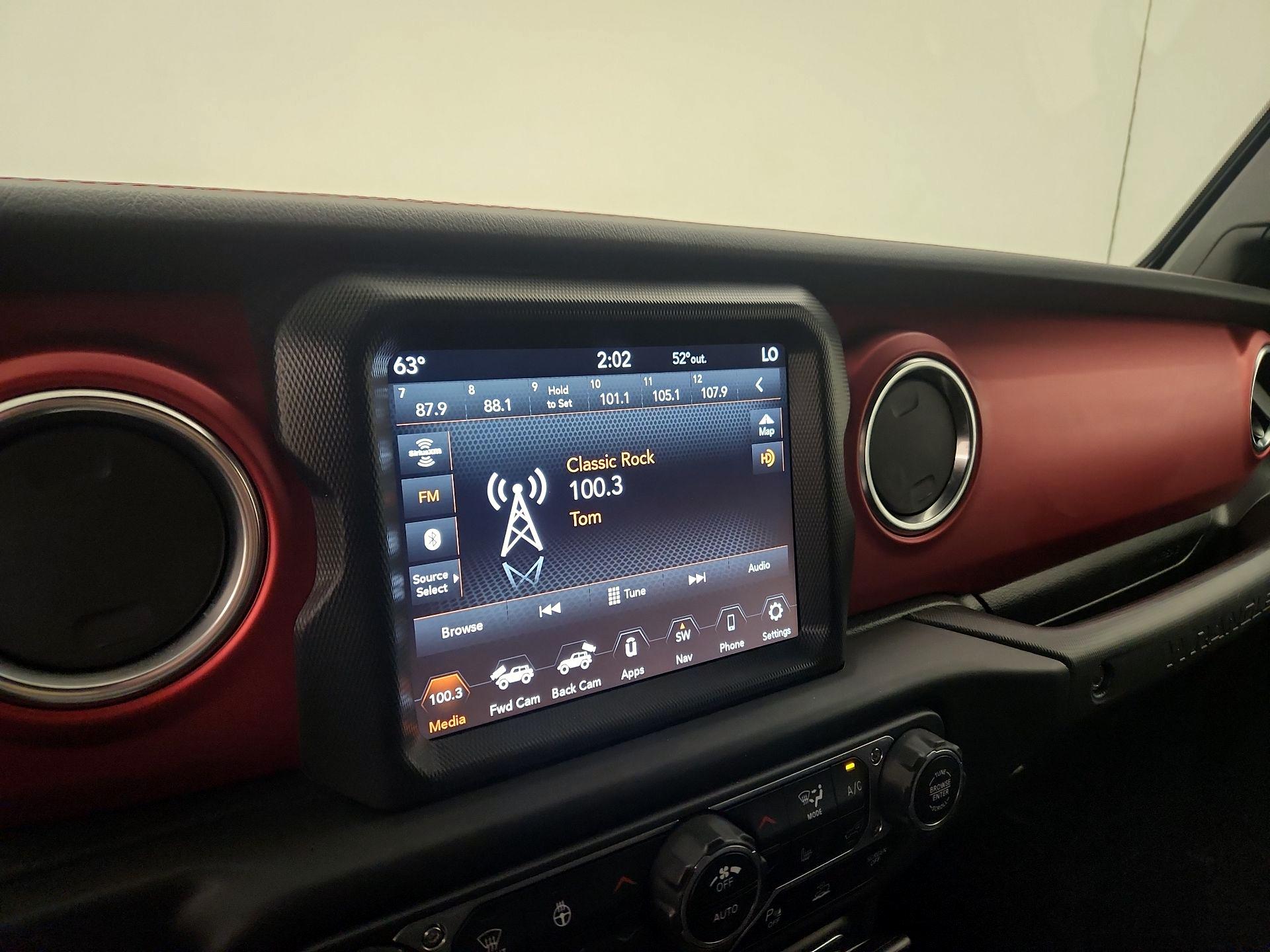 Thumbnail: 2021 Jeep Wrangler - 16