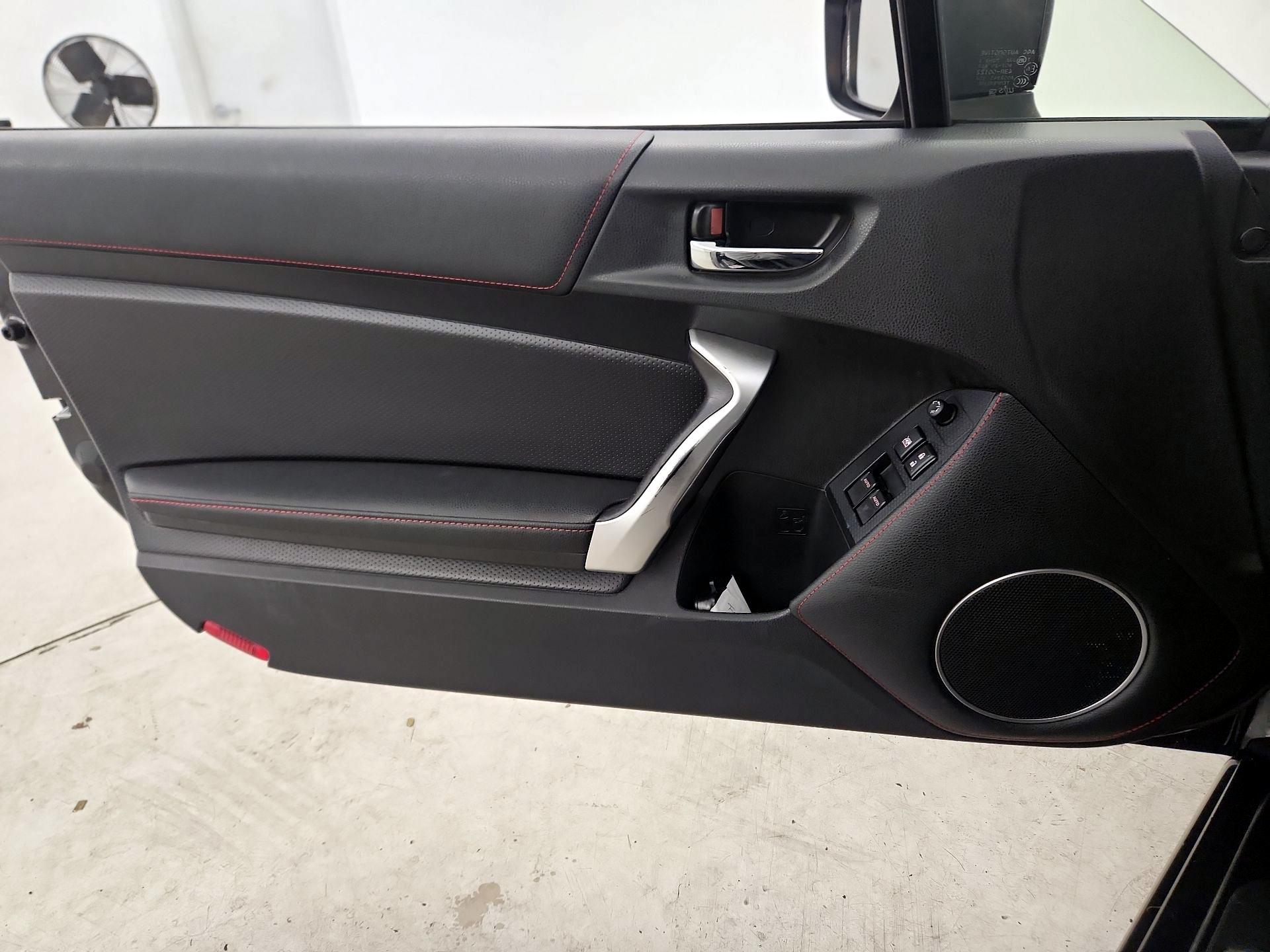 Thumbnail: 2016 Scion FR-S - 12