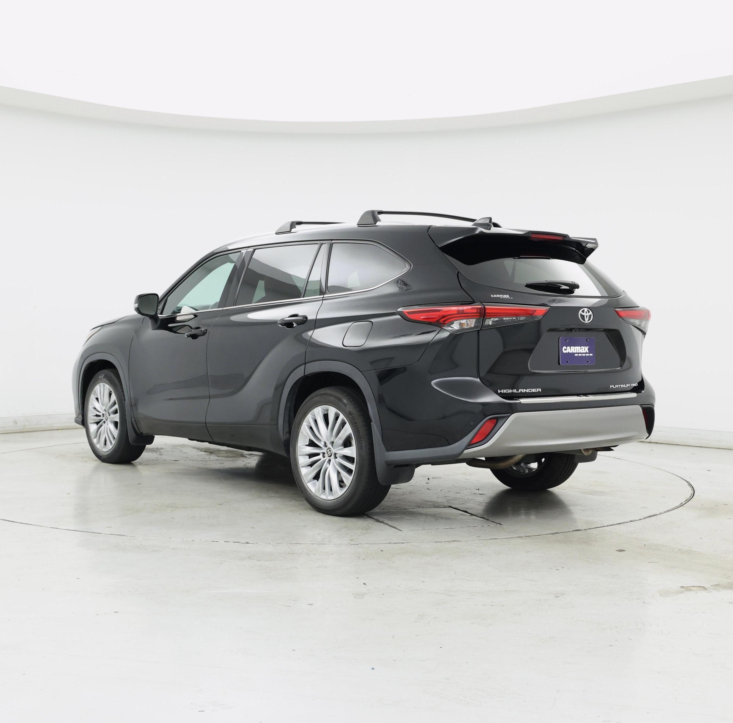 Thumbnail: 2021 Toyota Highlander - 2