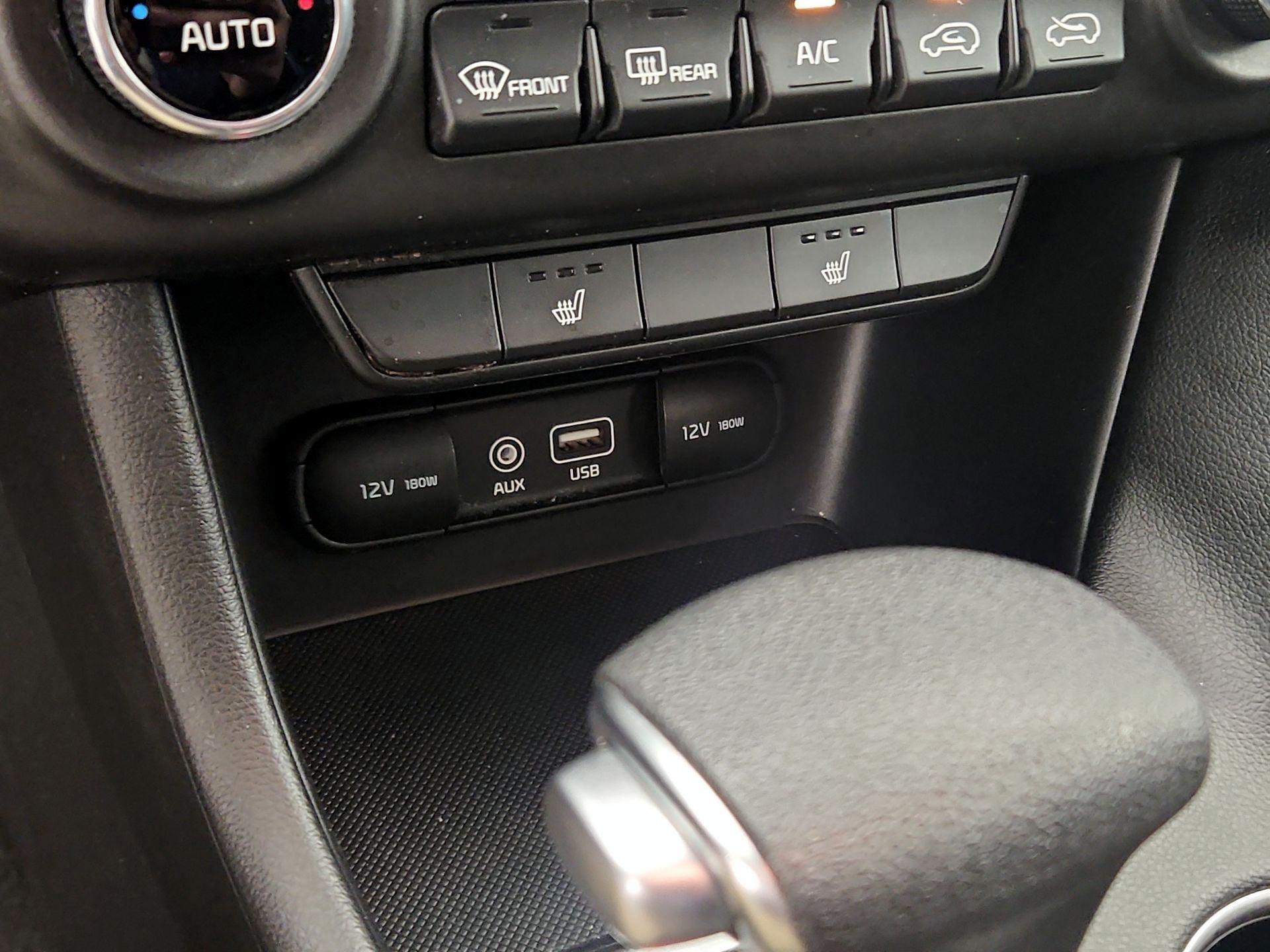 Thumbnail: 2018 Kia Sportage - 18