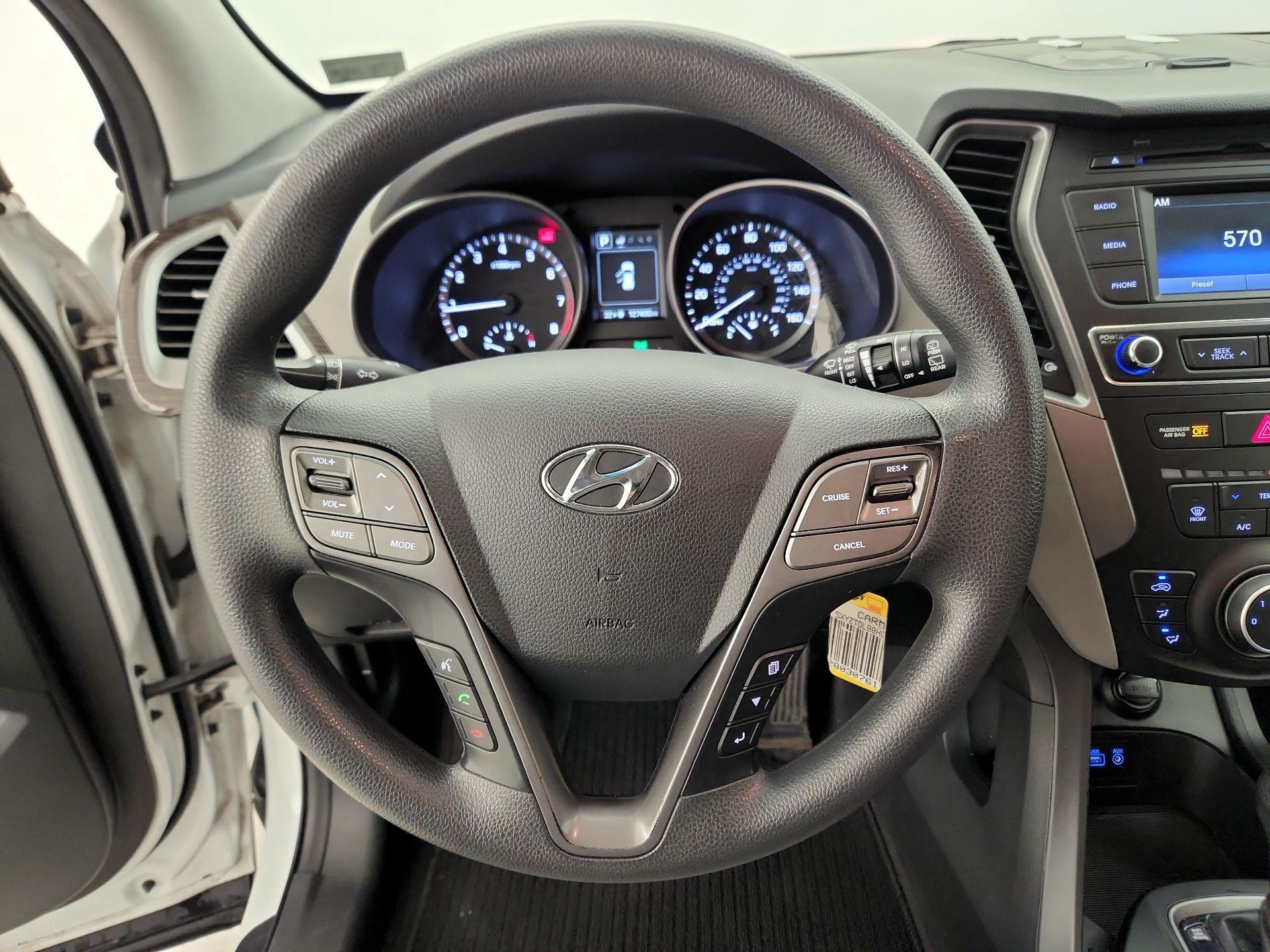 Thumbnail: 2017 Hyundai Santa Fe - 10