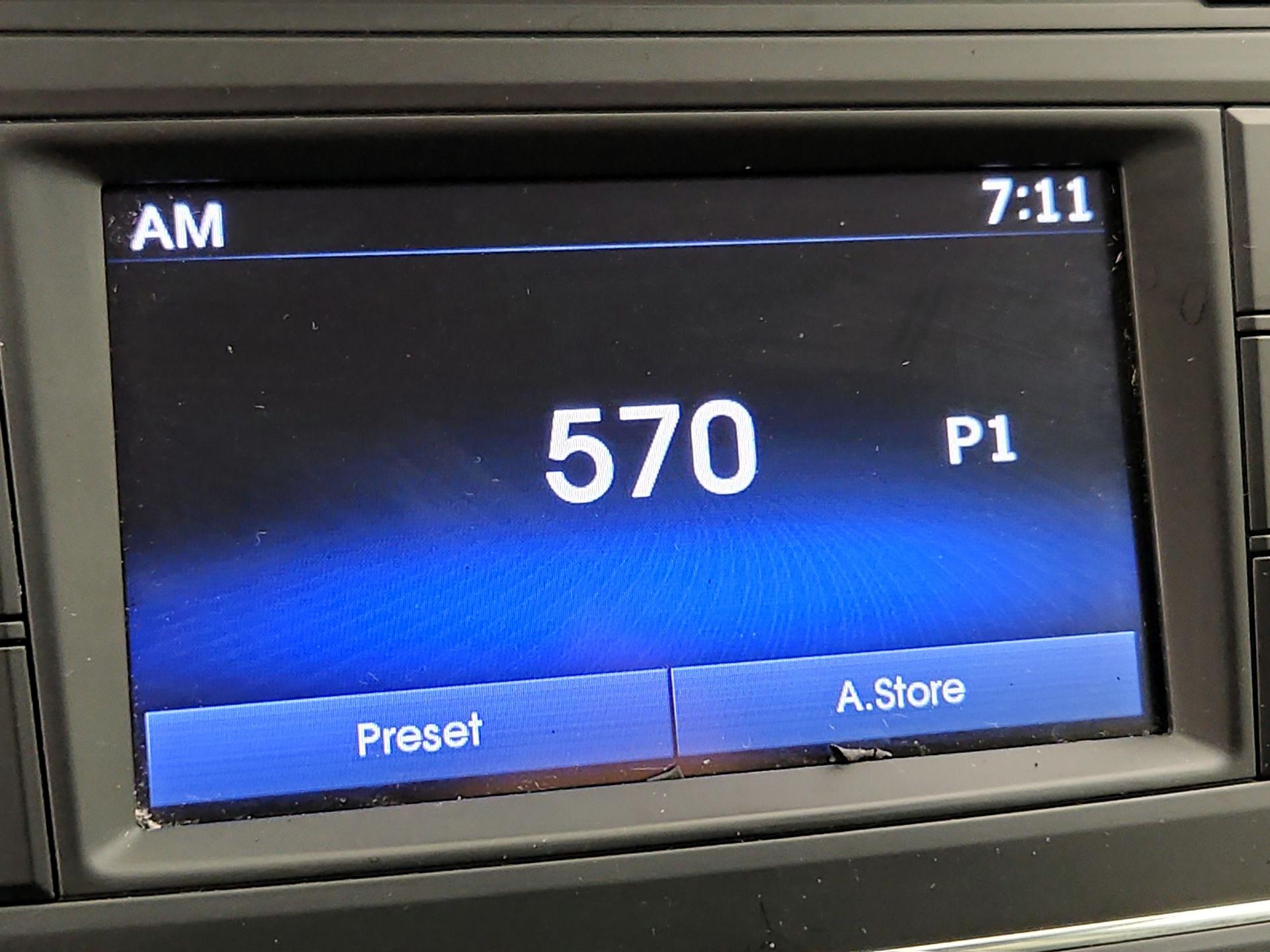 Thumbnail: 2017 Hyundai Santa Fe - 15