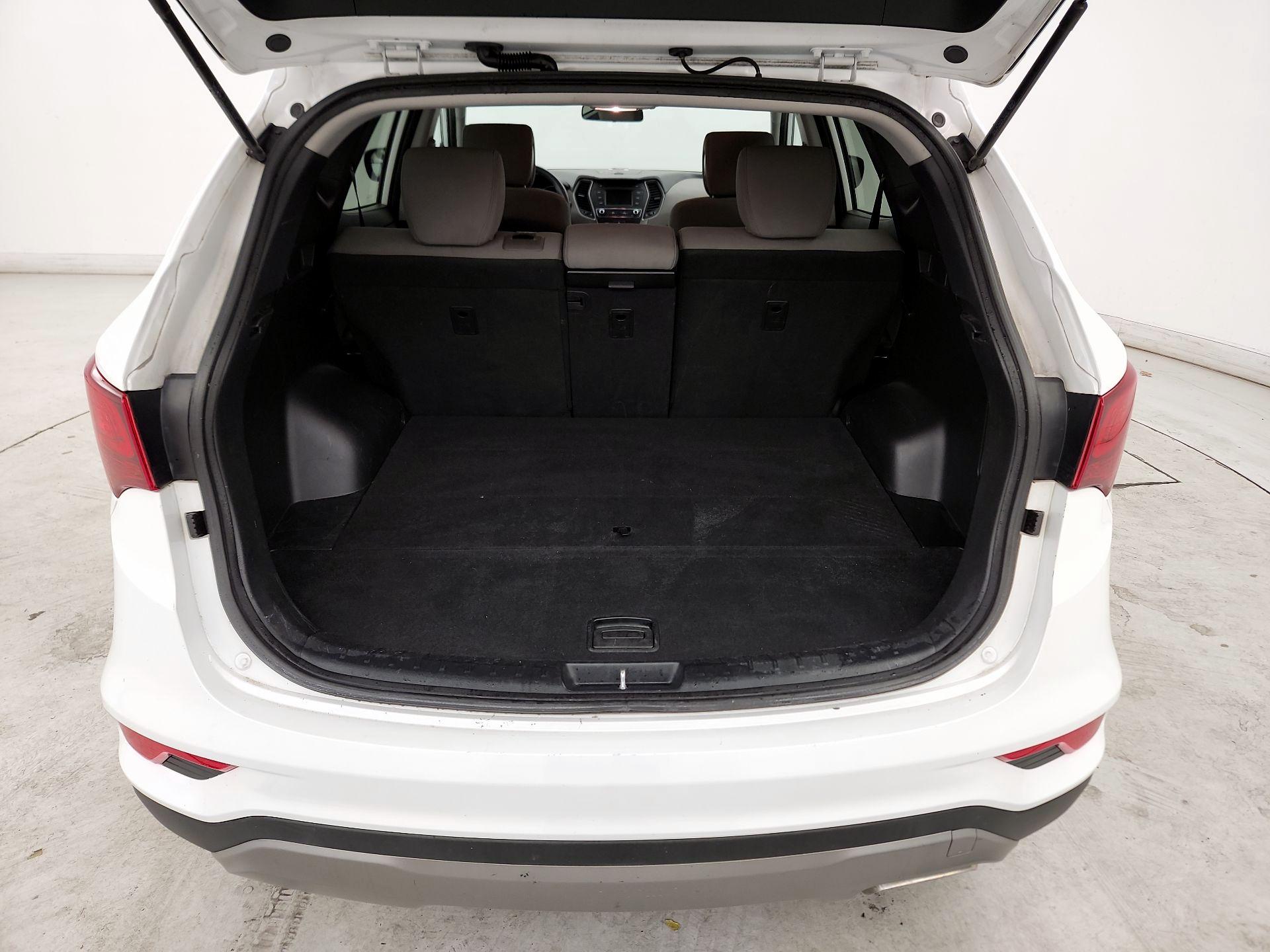 Thumbnail: 2017 Hyundai Santa Fe - 20