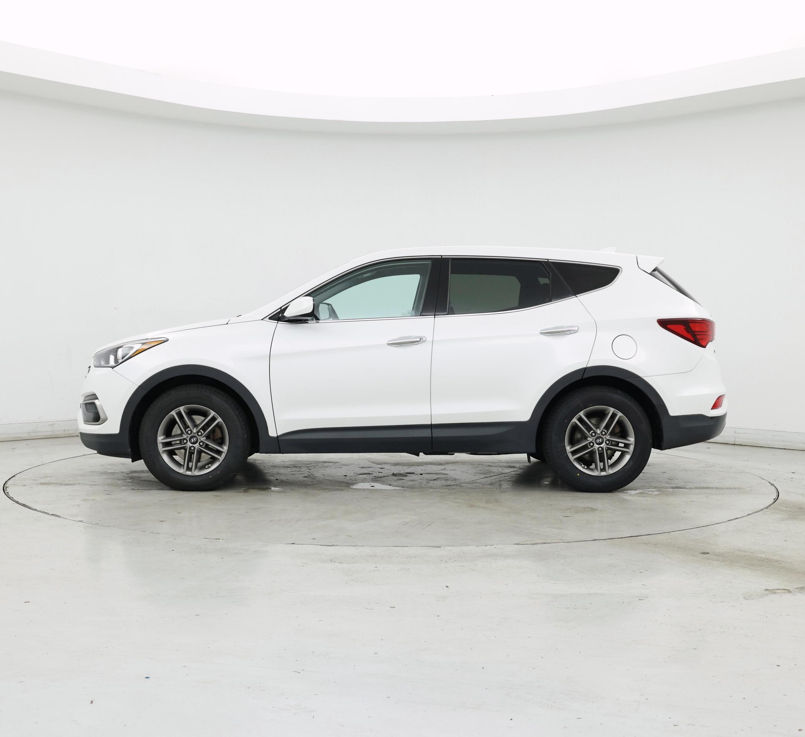 Thumbnail: 2017 Hyundai Santa Fe - 3