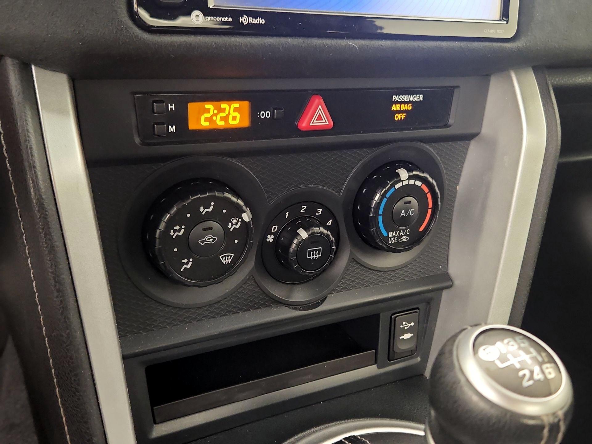 Thumbnail: 2017 Toyota 86 - 16