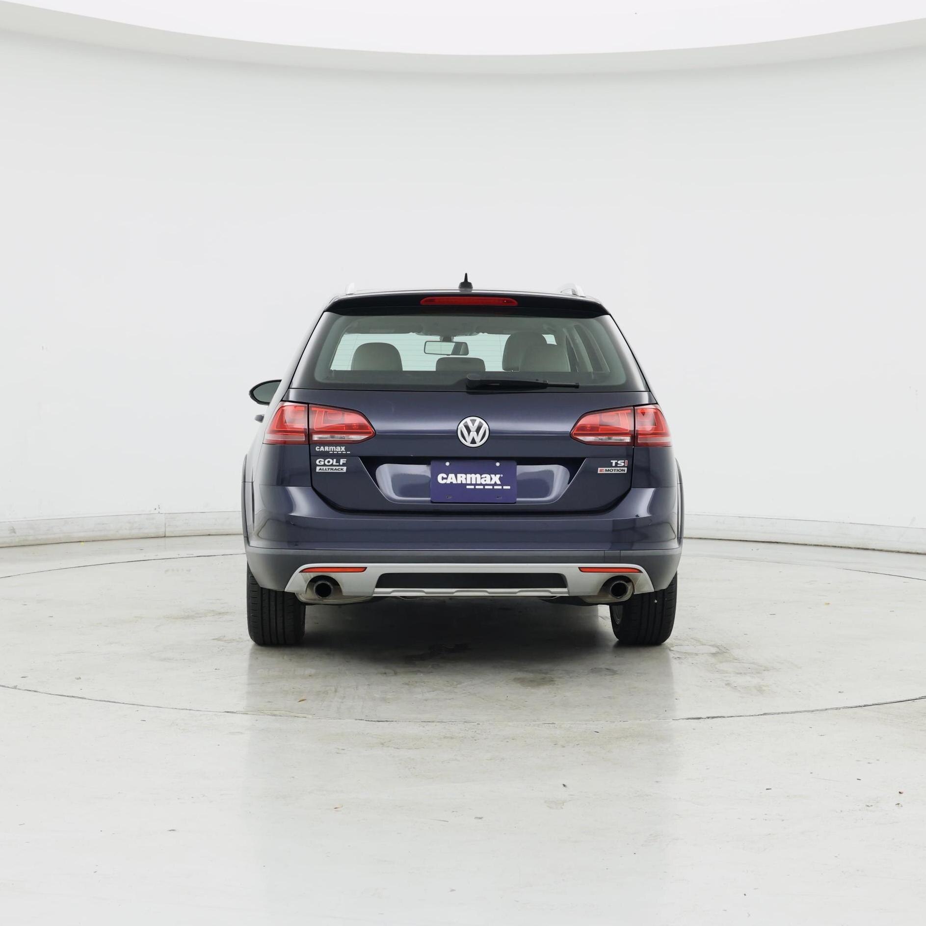 Thumbnail: 2017 Volkswagen Golf - 6