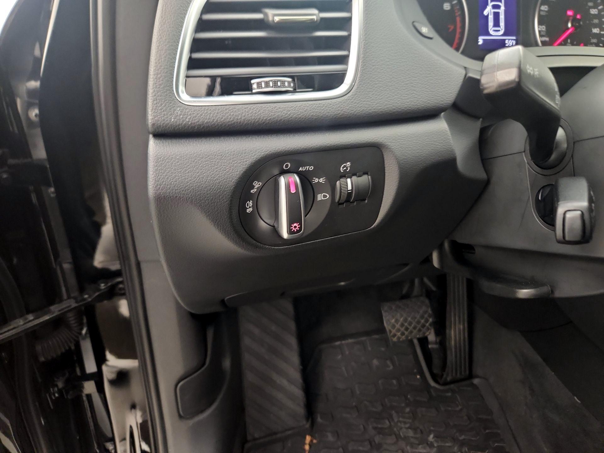 Thumbnail: 2018 Audi Q3 - 13