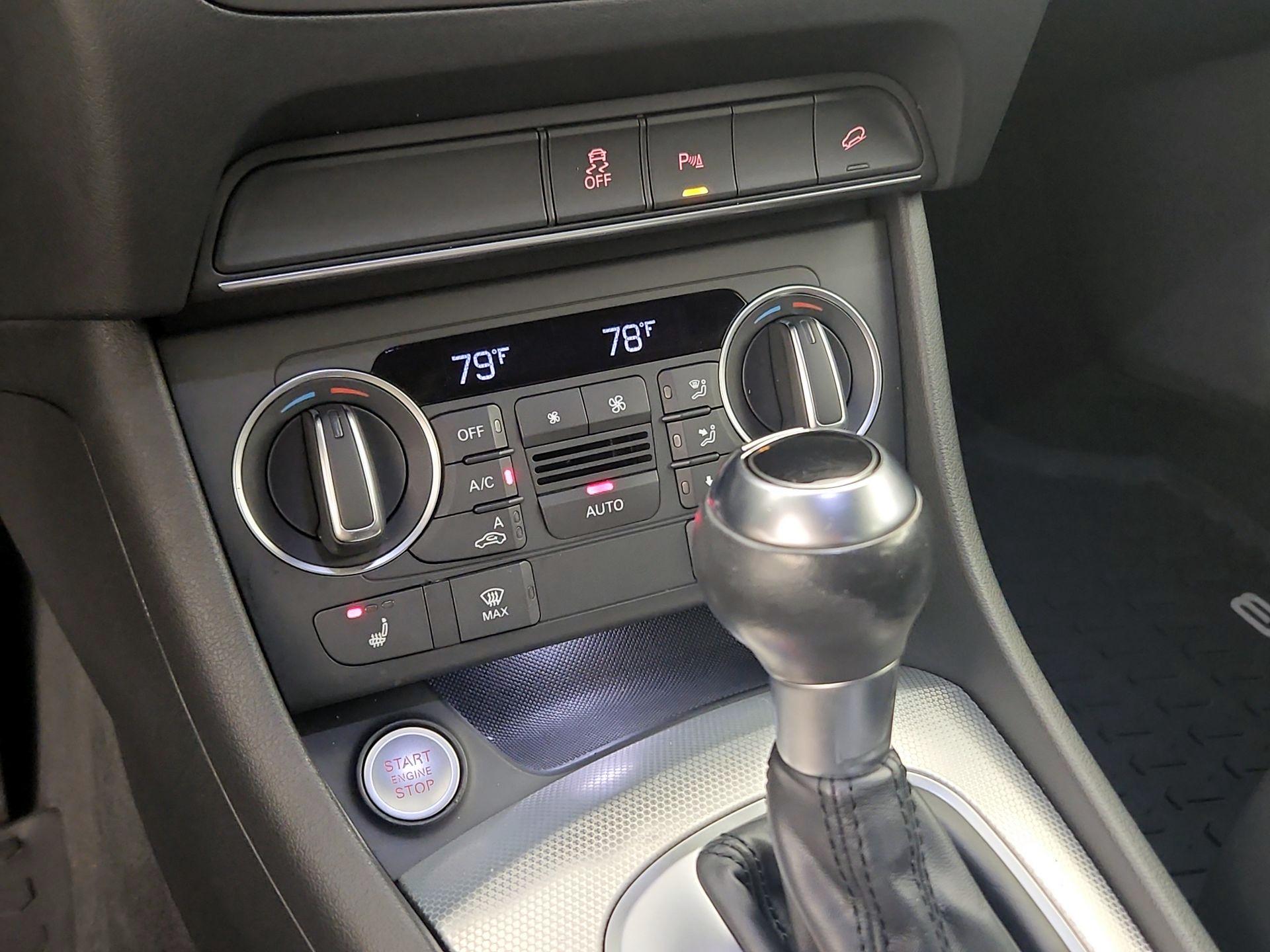 Thumbnail: 2018 Audi Q3 - 16