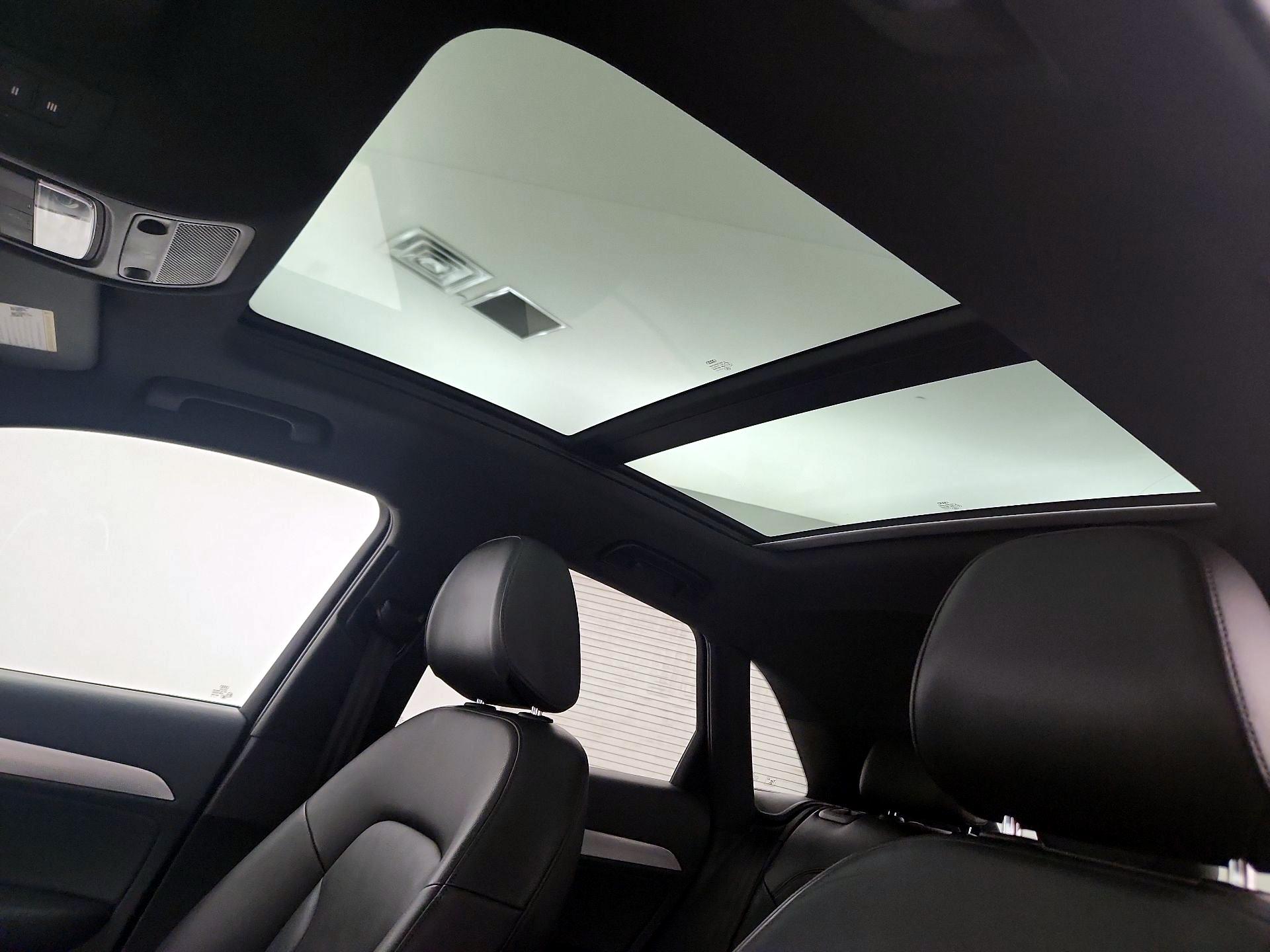 Thumbnail: 2018 Audi Q3 - 19