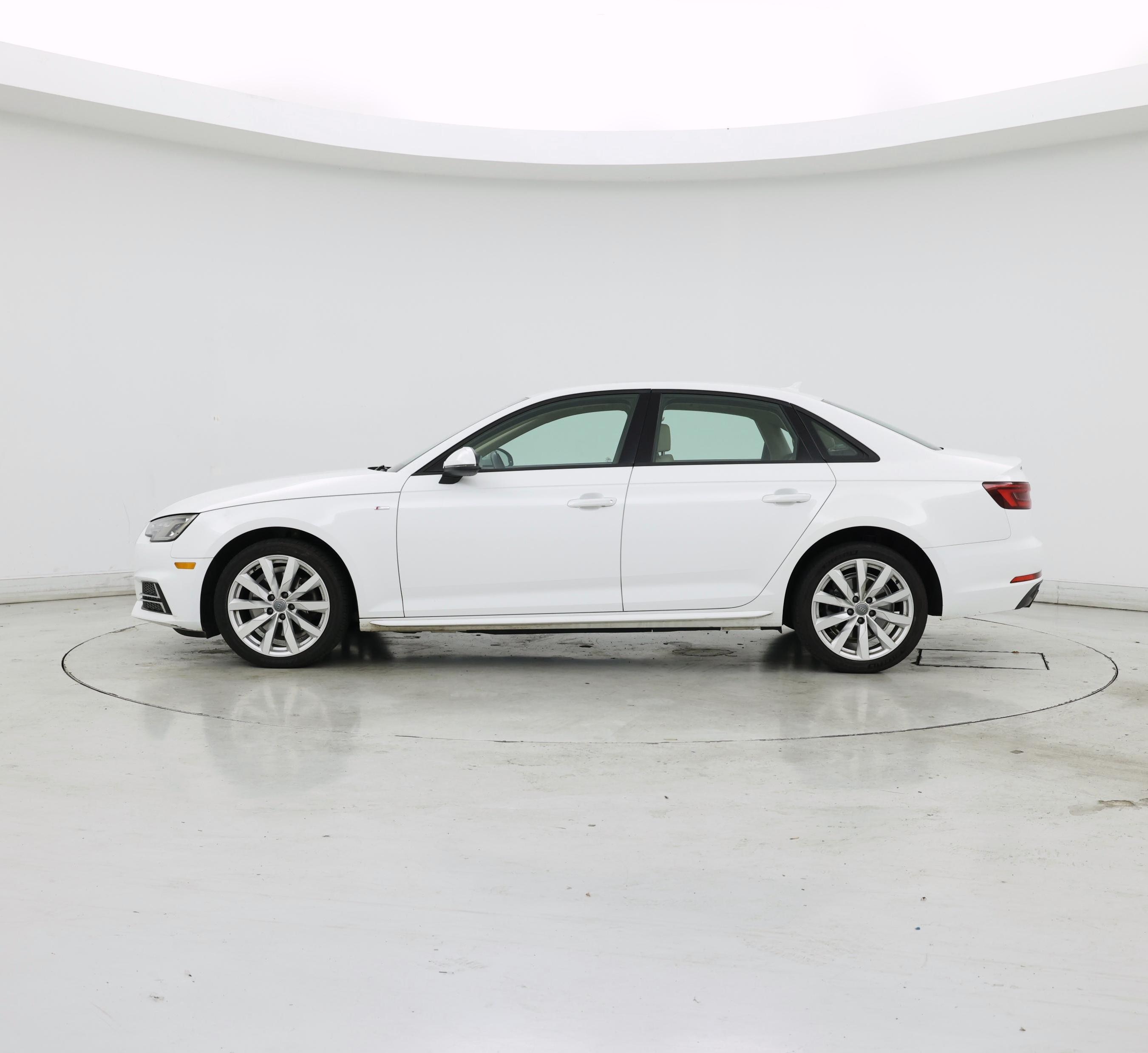 Thumbnail: 2018 Audi A4 - 3