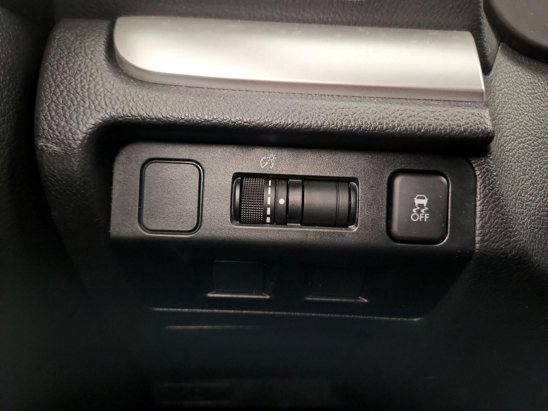 Thumbnail: 2015 Subaru XV Crosstrek - 13