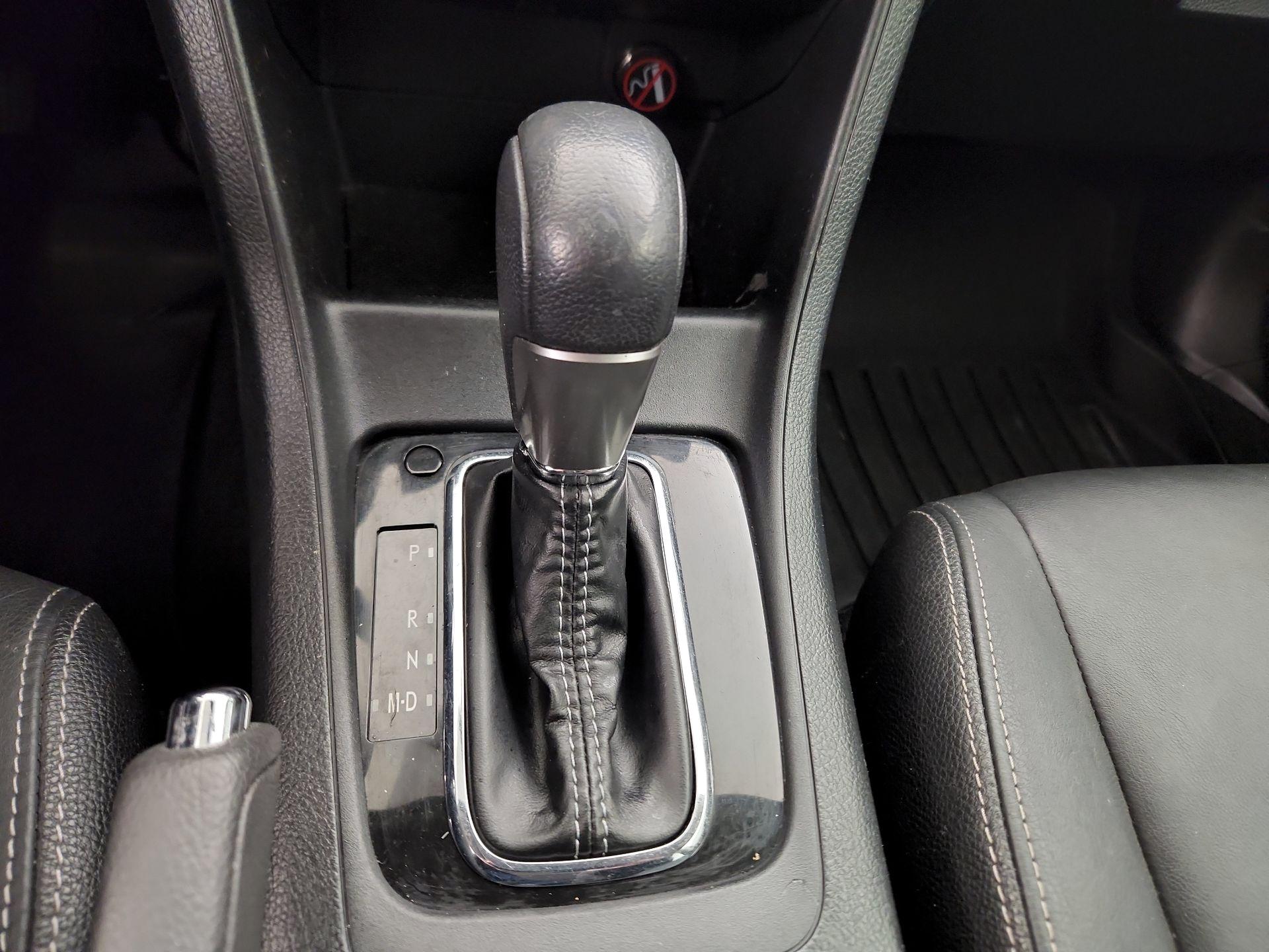 Thumbnail: 2015 Subaru XV Crosstrek - 18