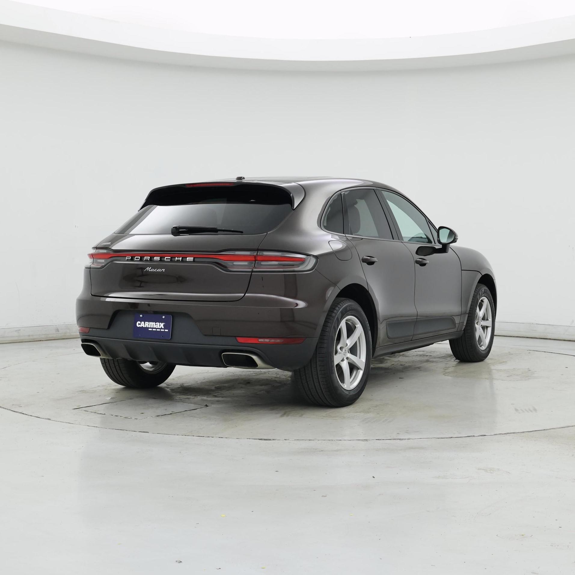 Thumbnail: 2021 Porsche Macan - 8