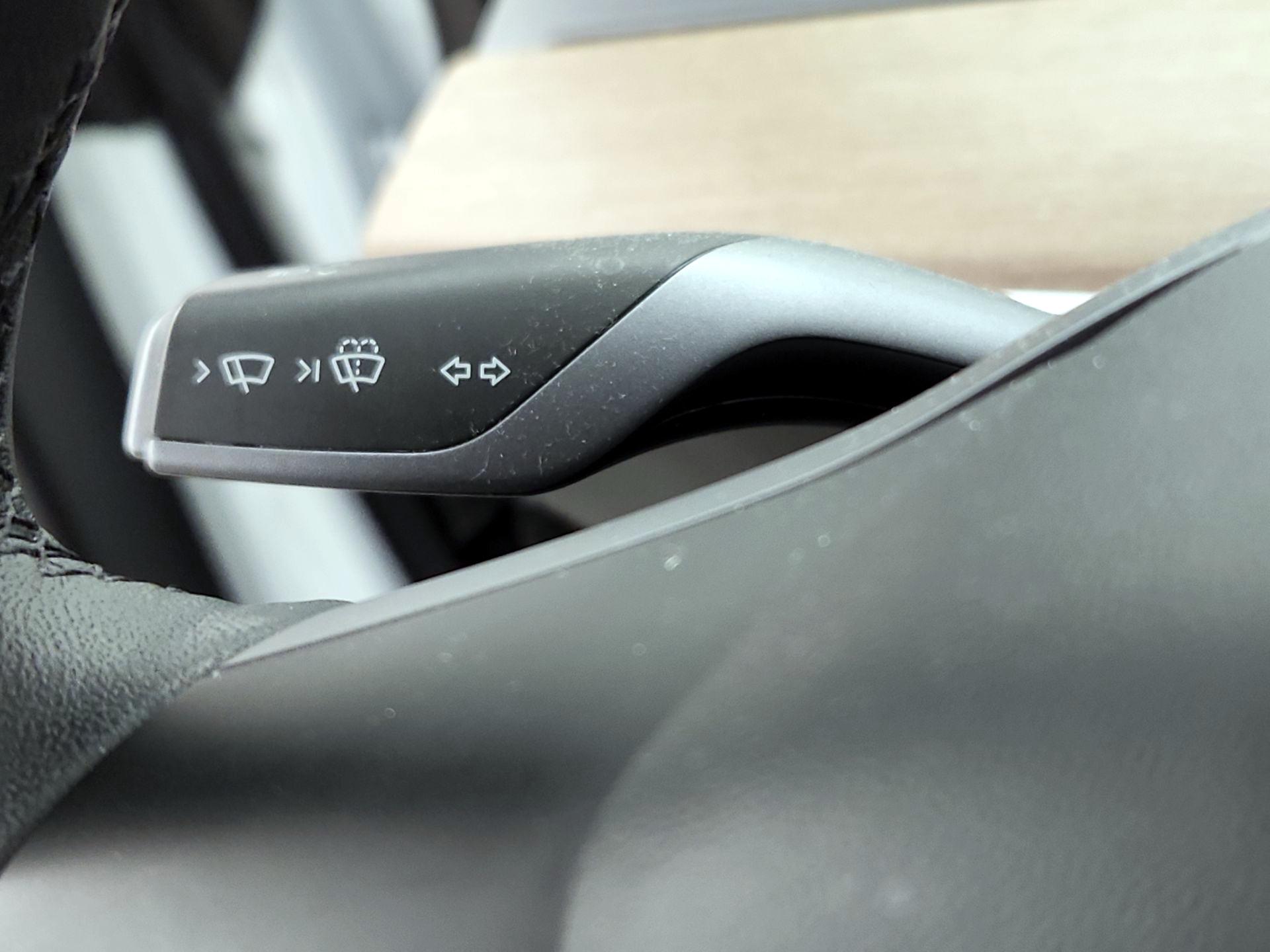 Thumbnail: 2022 Tesla Model 3 - 13