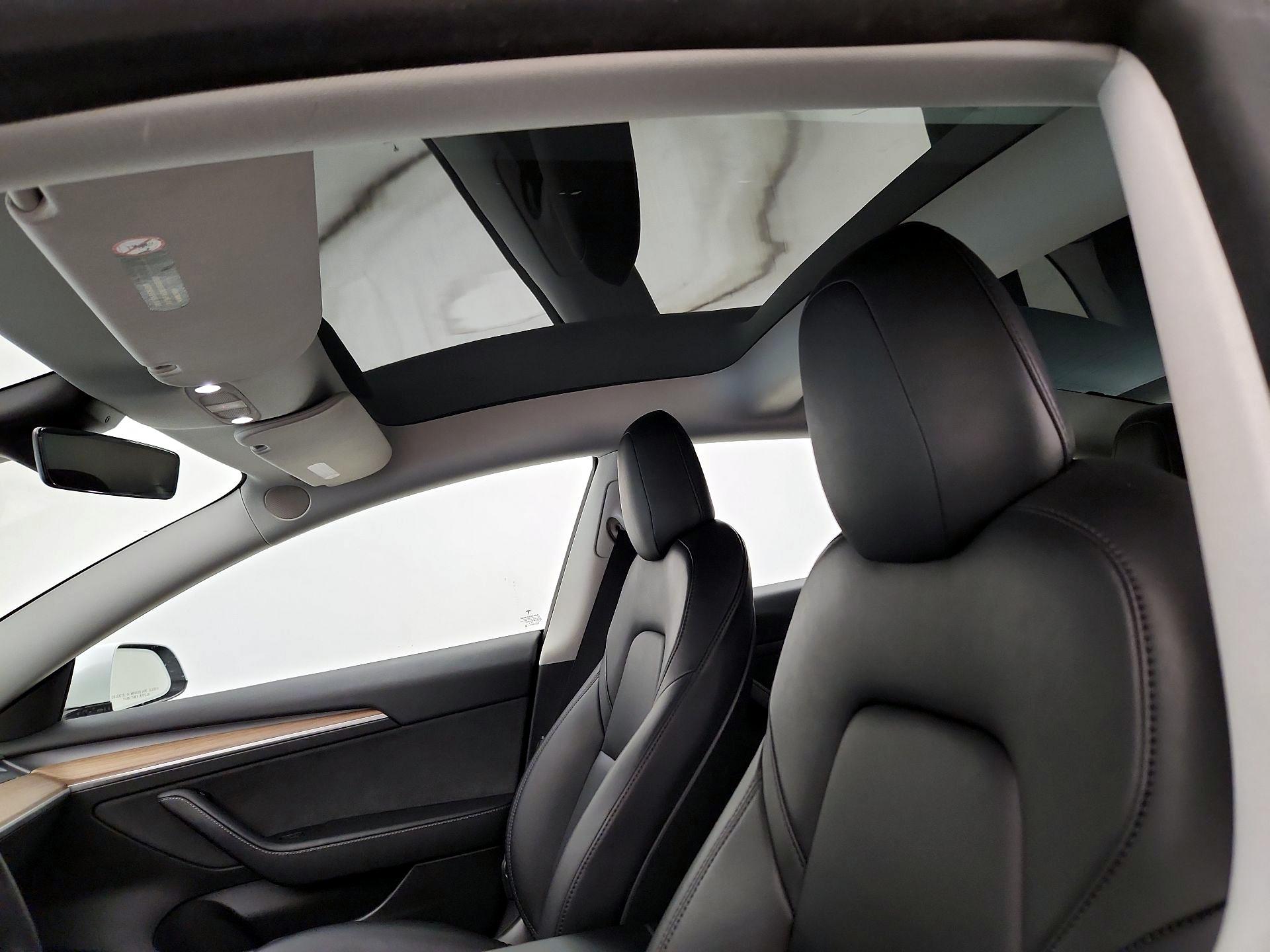 Thumbnail: 2022 Tesla Model 3 - 20