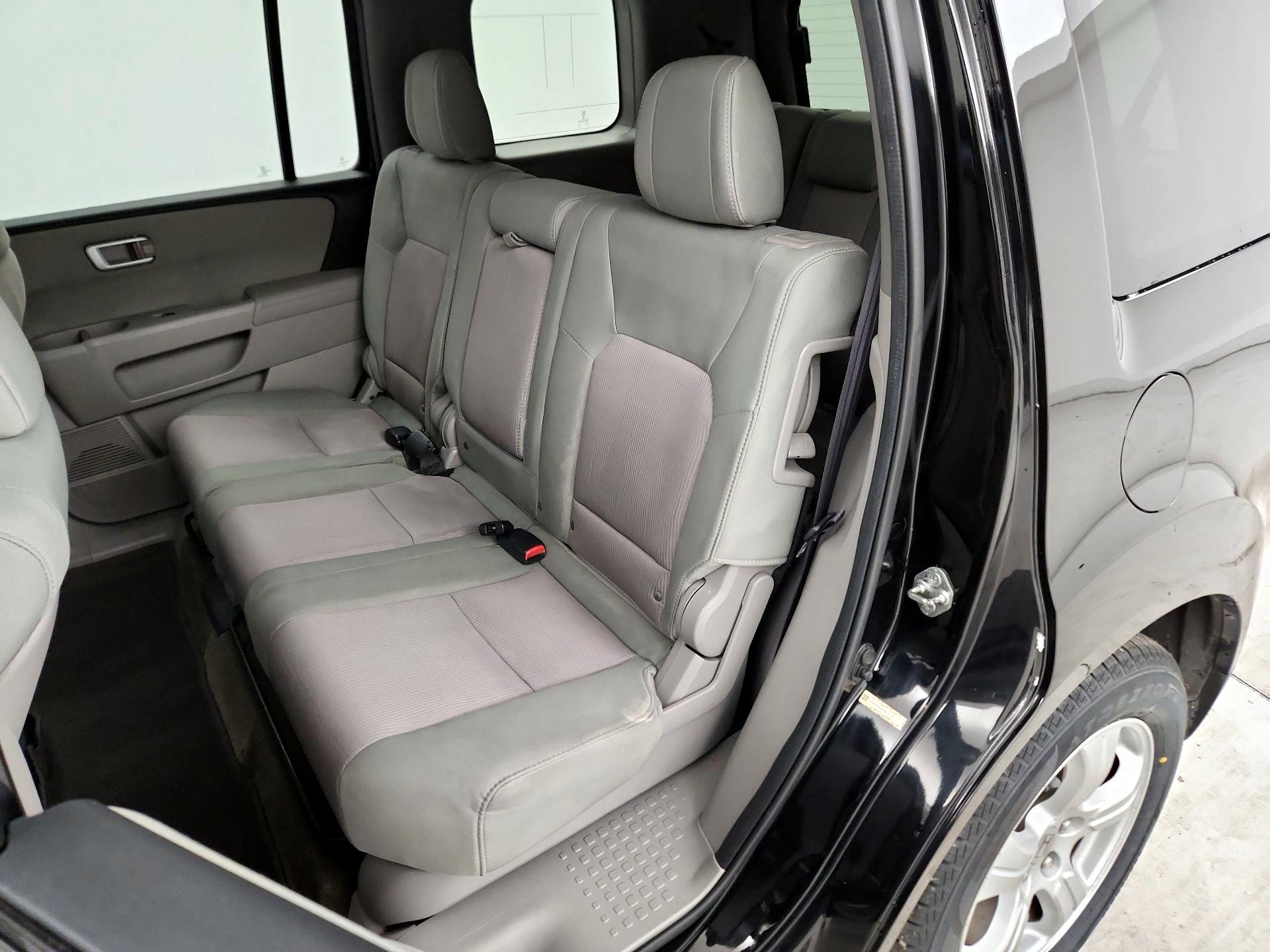 Thumbnail: 2014 Honda Pilot - 19