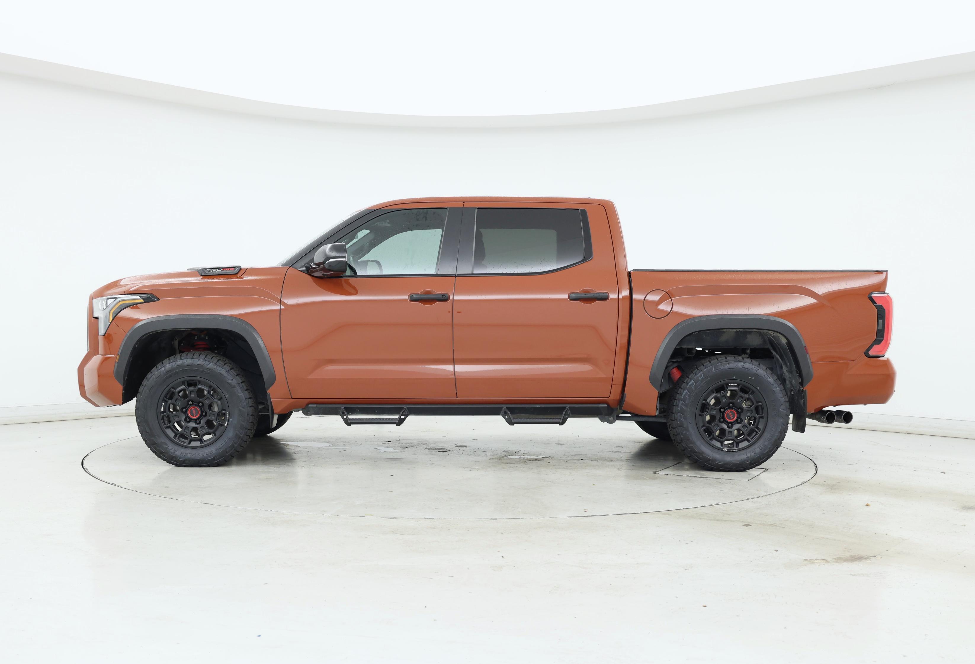 Thumbnail: 2024 Toyota Tundra - 3