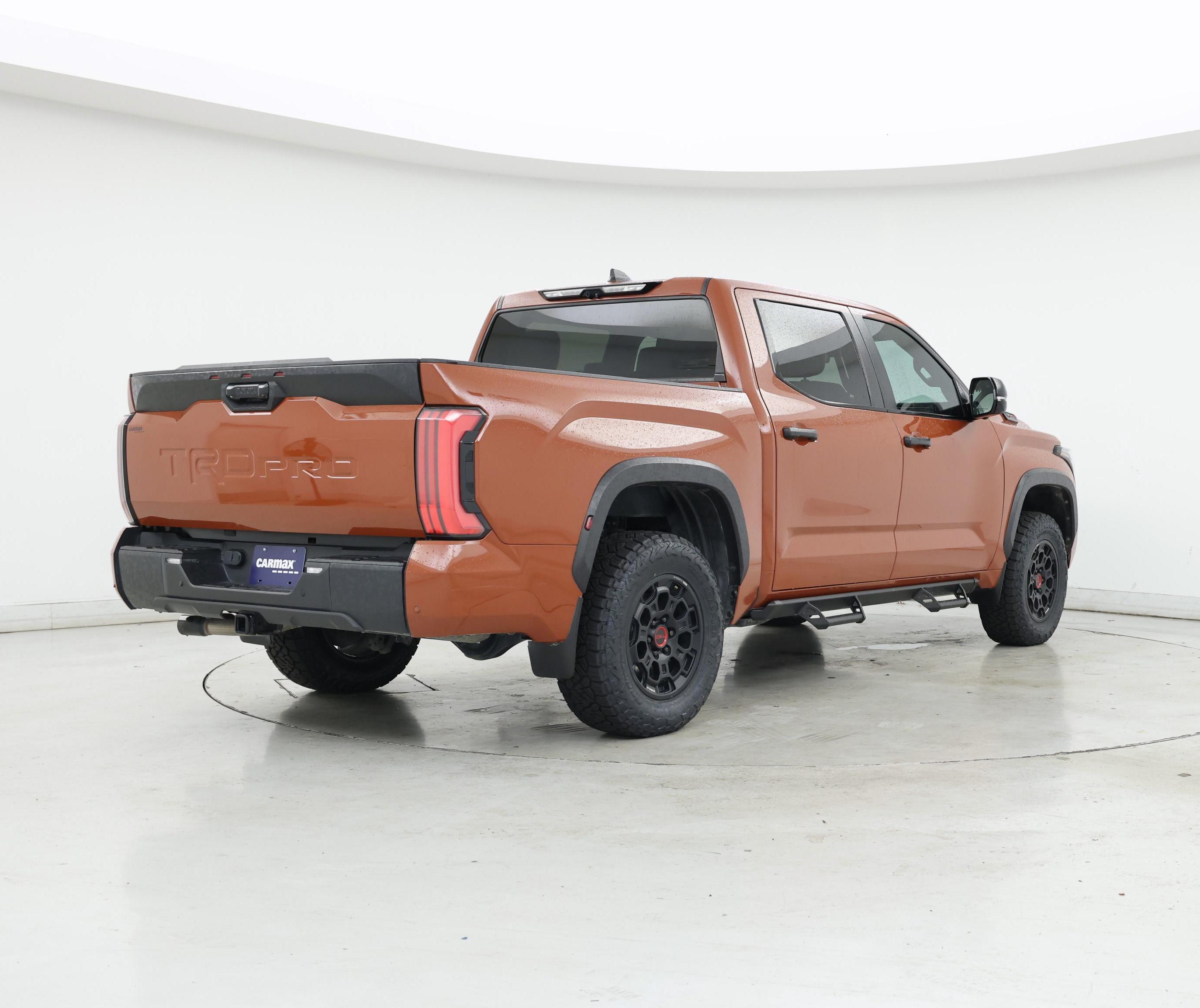 Thumbnail: 2024 Toyota Tundra - 8