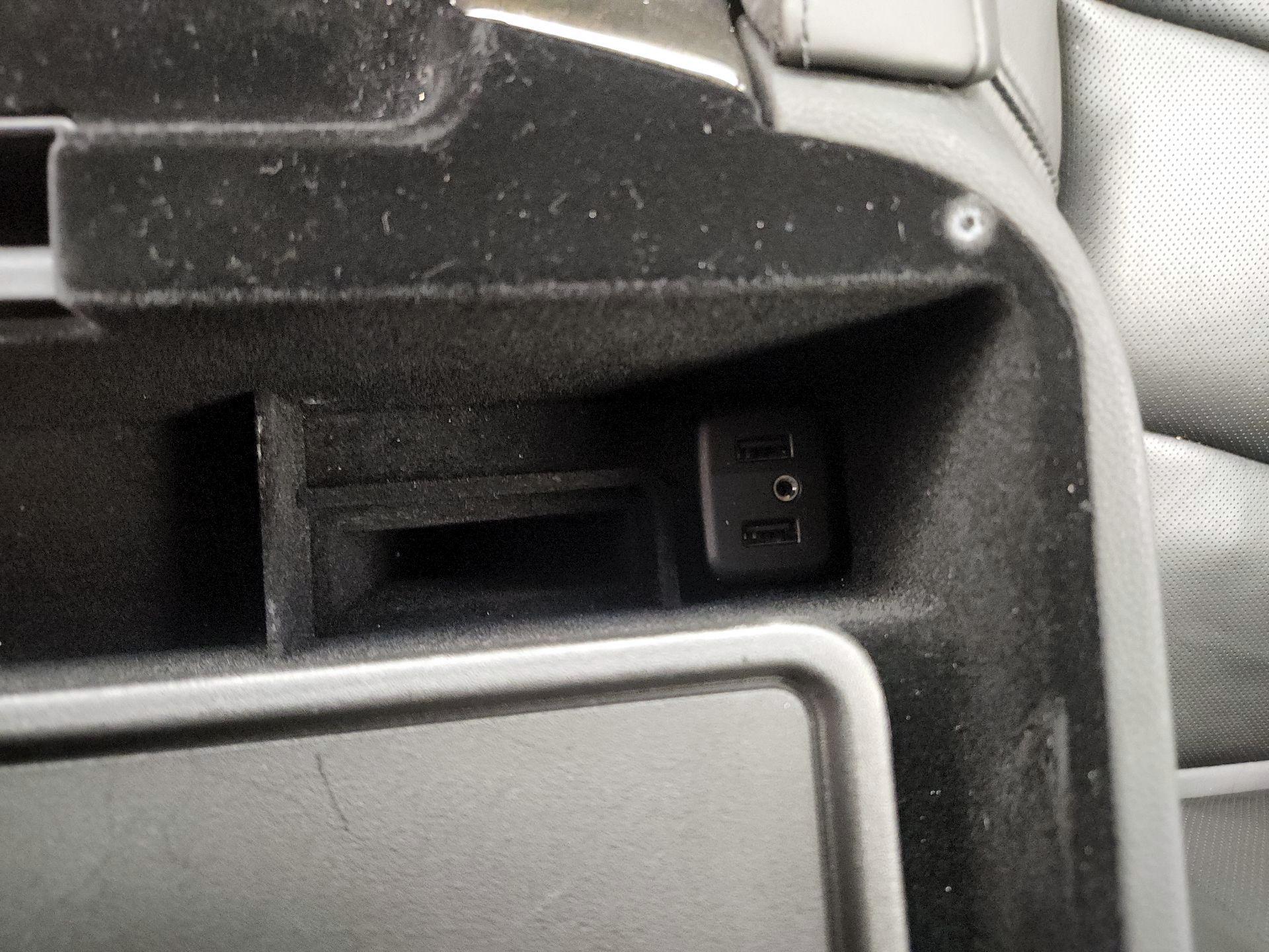 Thumbnail: 2018 Cadillac Escalade - 19