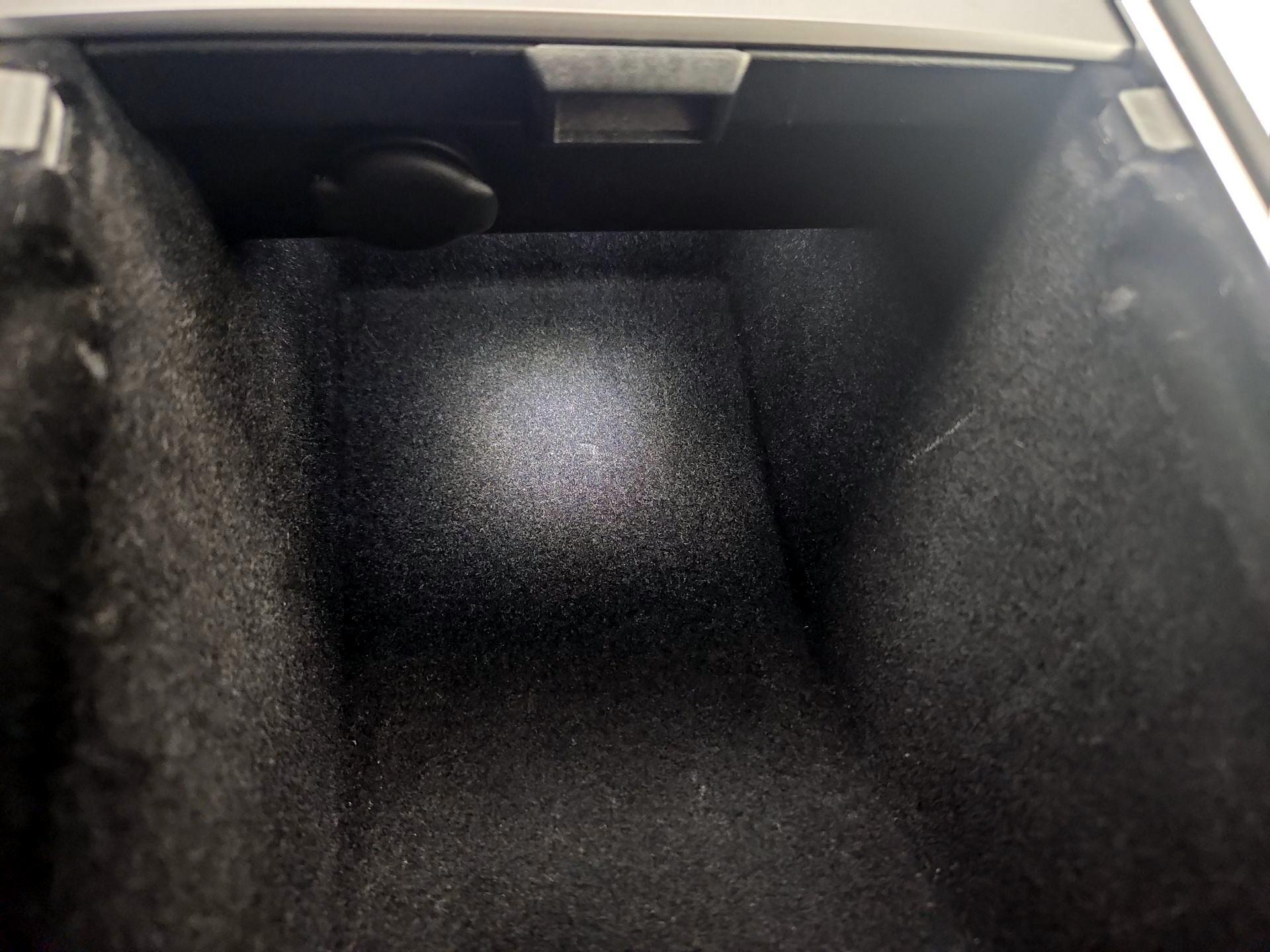 Thumbnail: 2023 Tesla Model 3 - 18