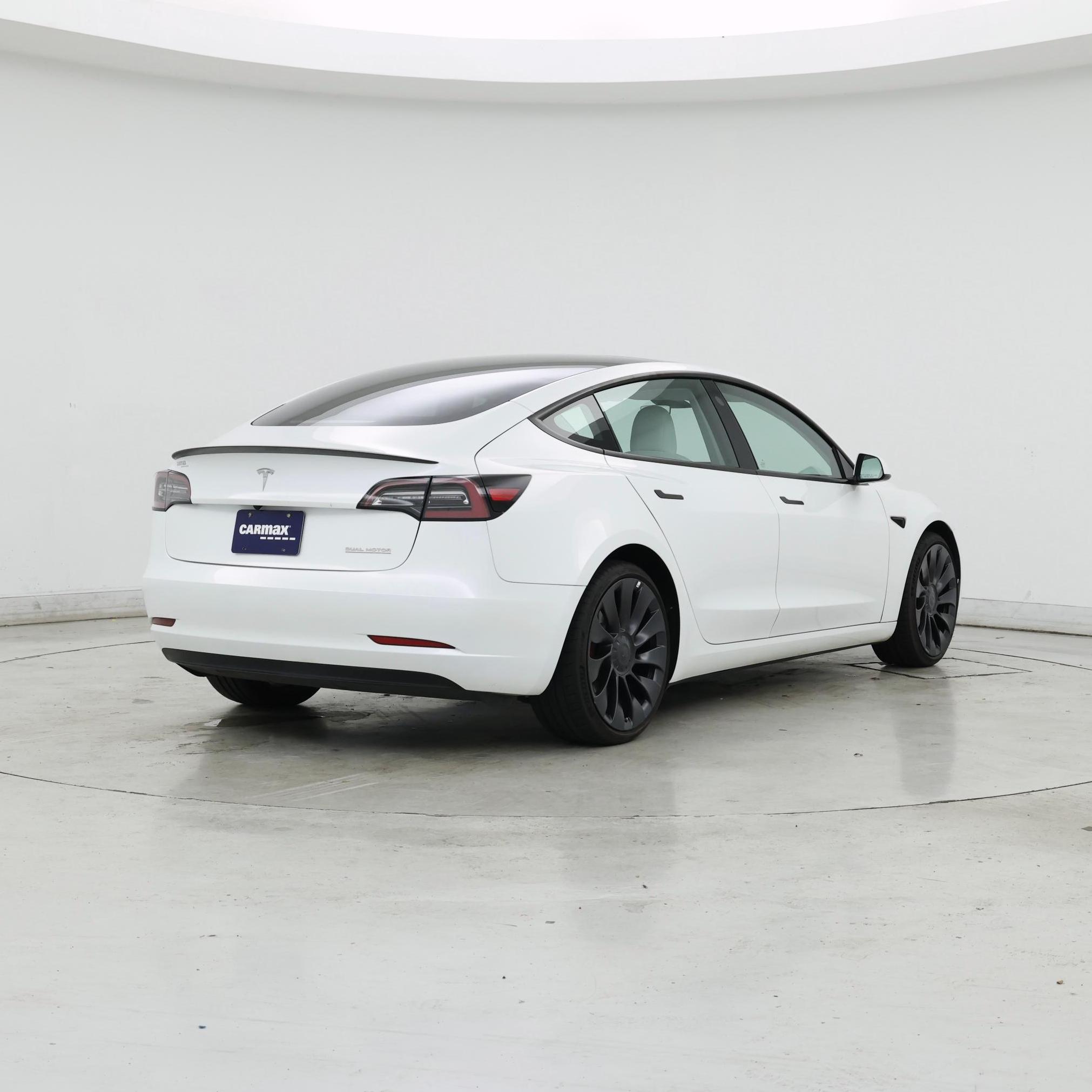 Thumbnail: 2023 Tesla Model 3 - 8