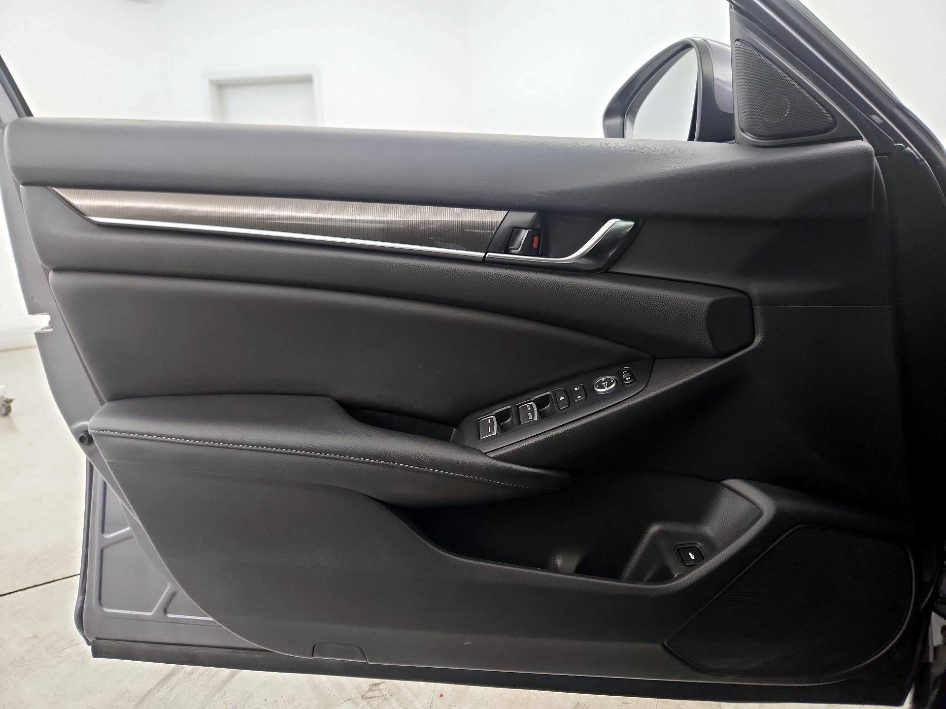 Thumbnail: 2020 Honda Accord - 12