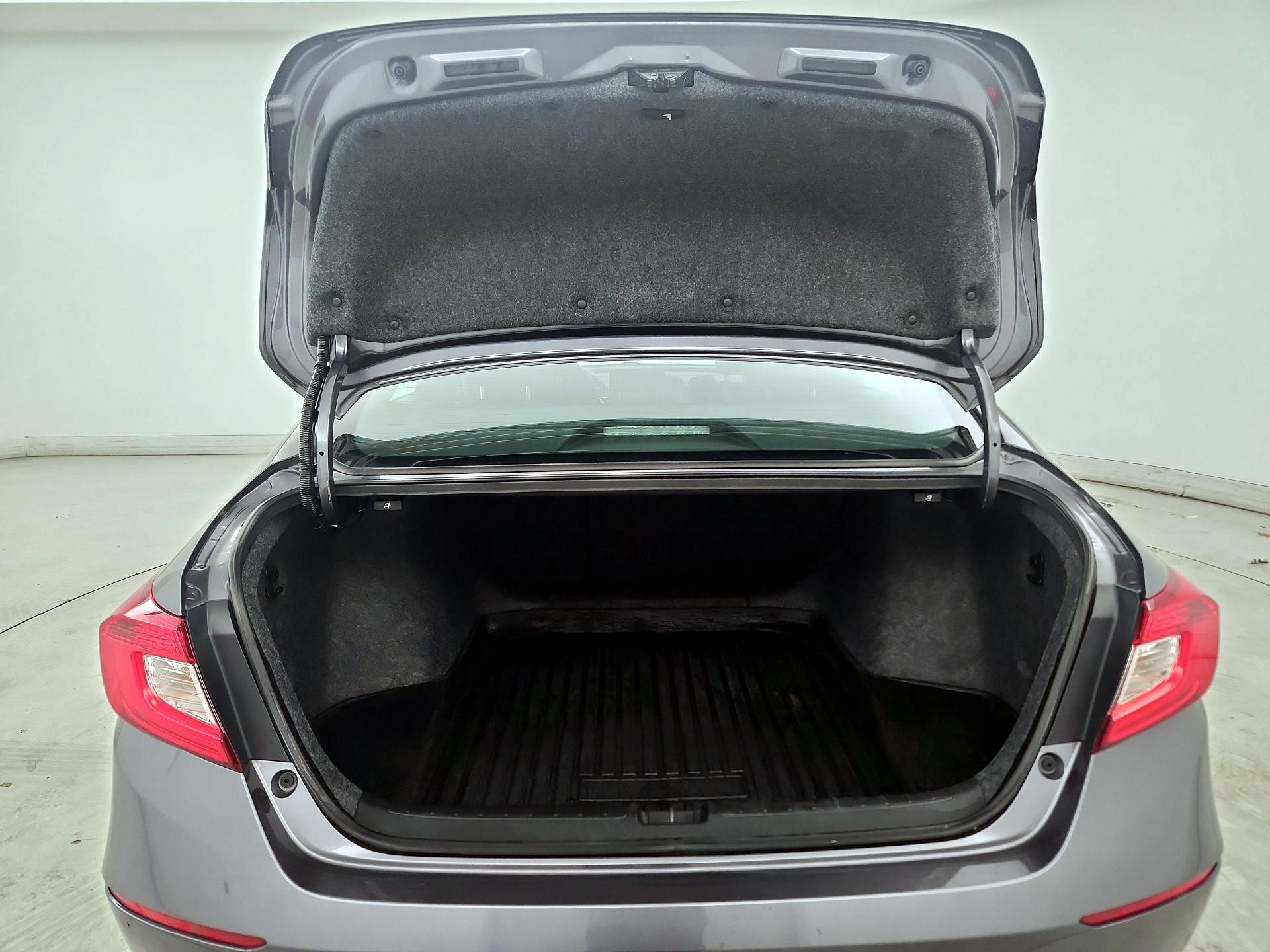 Thumbnail: 2020 Honda Accord - 20