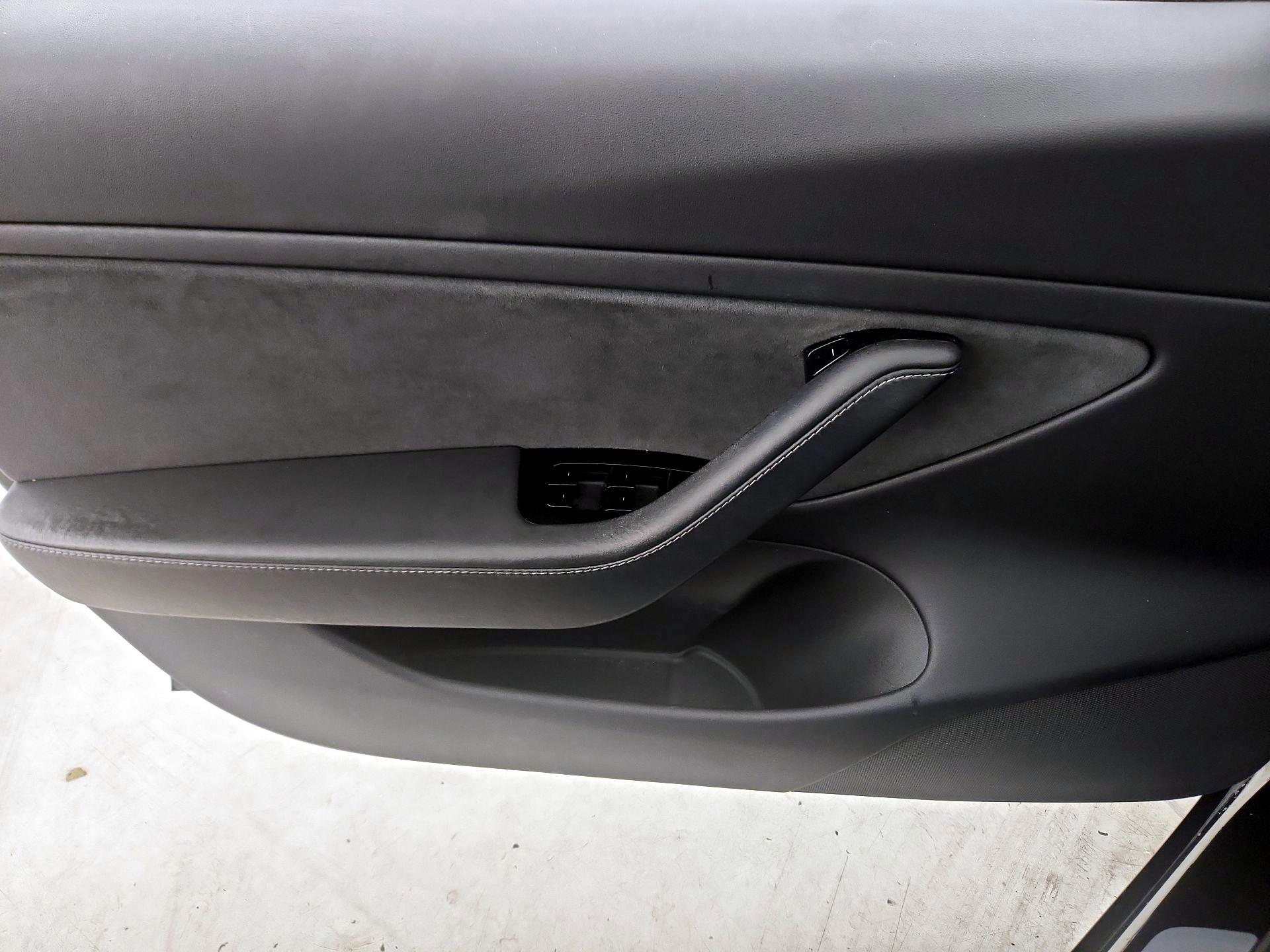 Thumbnail: 2019 Tesla Model 3 - 12