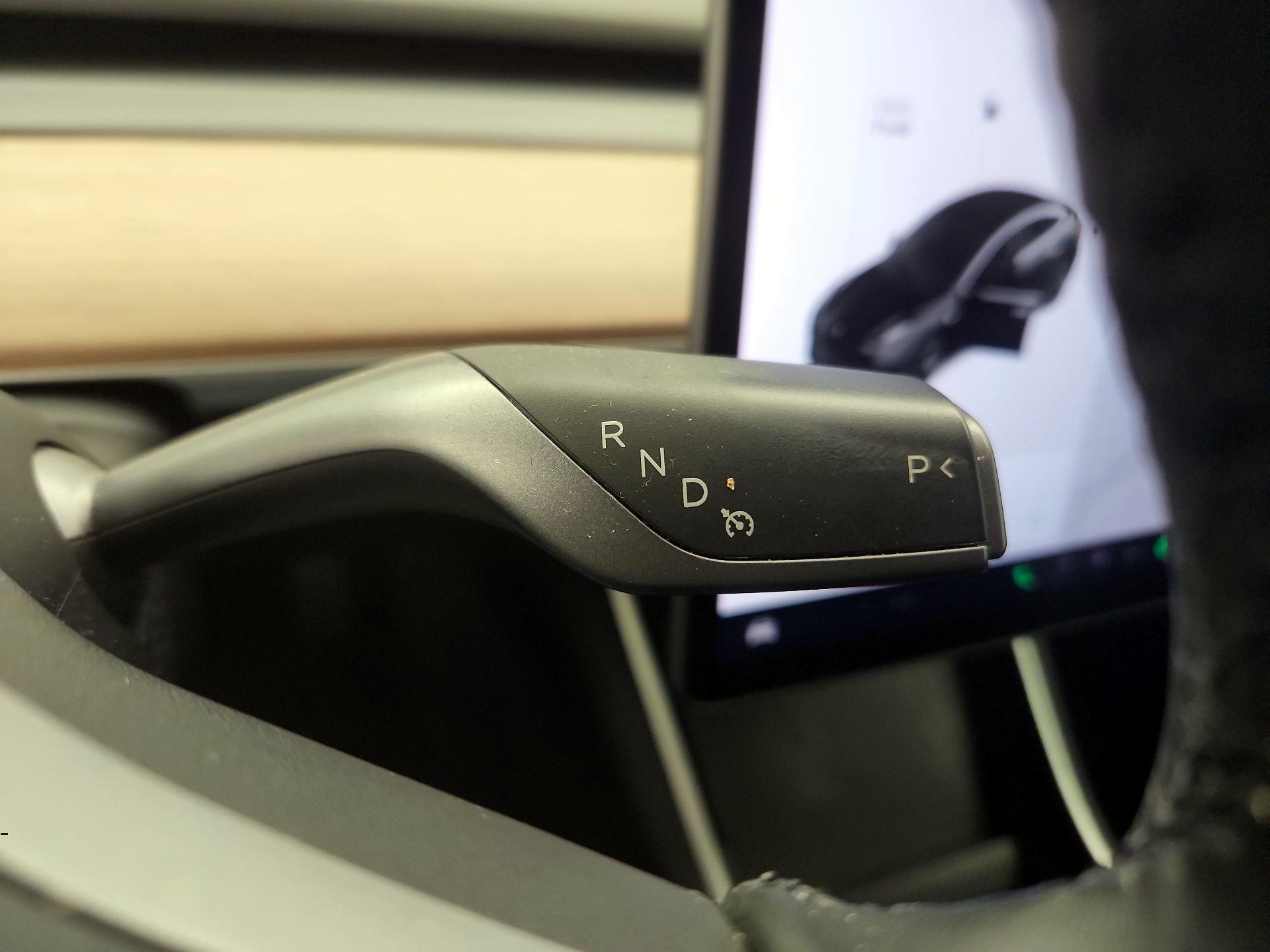 Thumbnail: 2019 Tesla Model 3 - 17