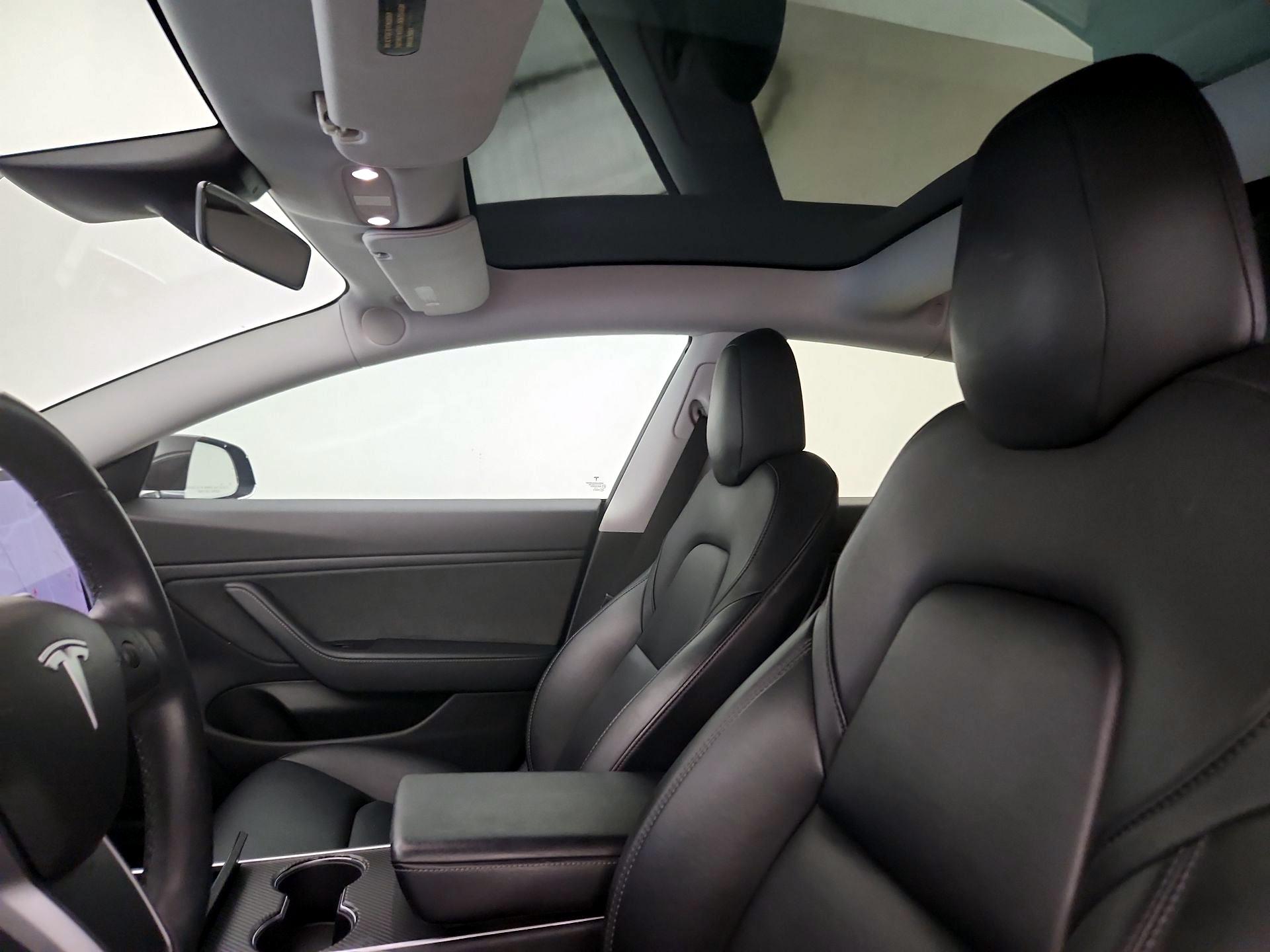 Thumbnail: 2019 Tesla Model 3 - 18