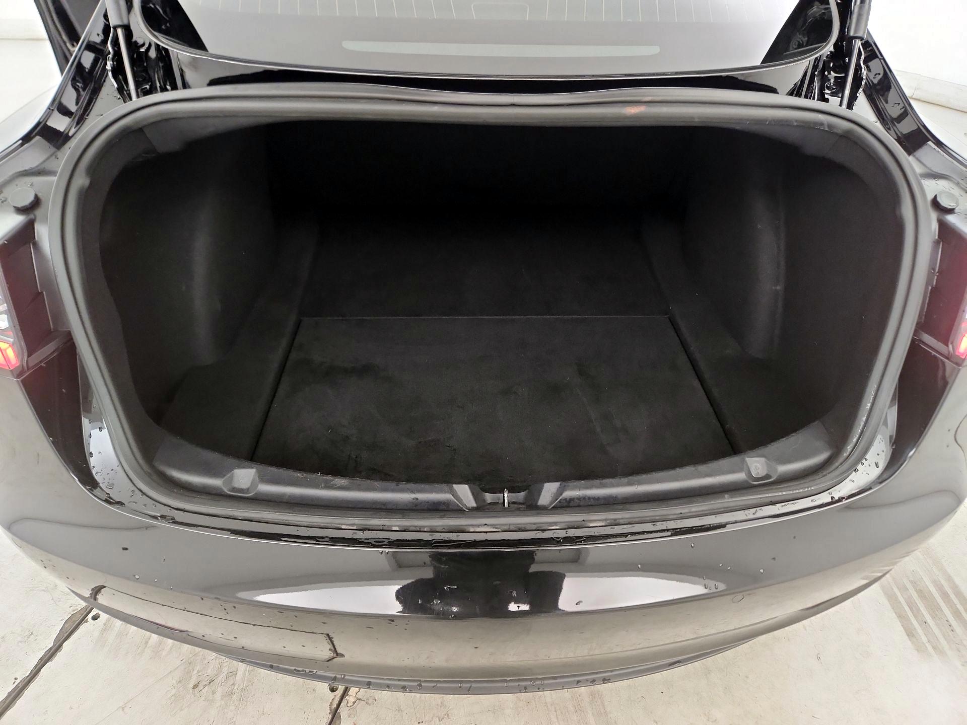 Thumbnail: 2019 Tesla Model 3 - 20