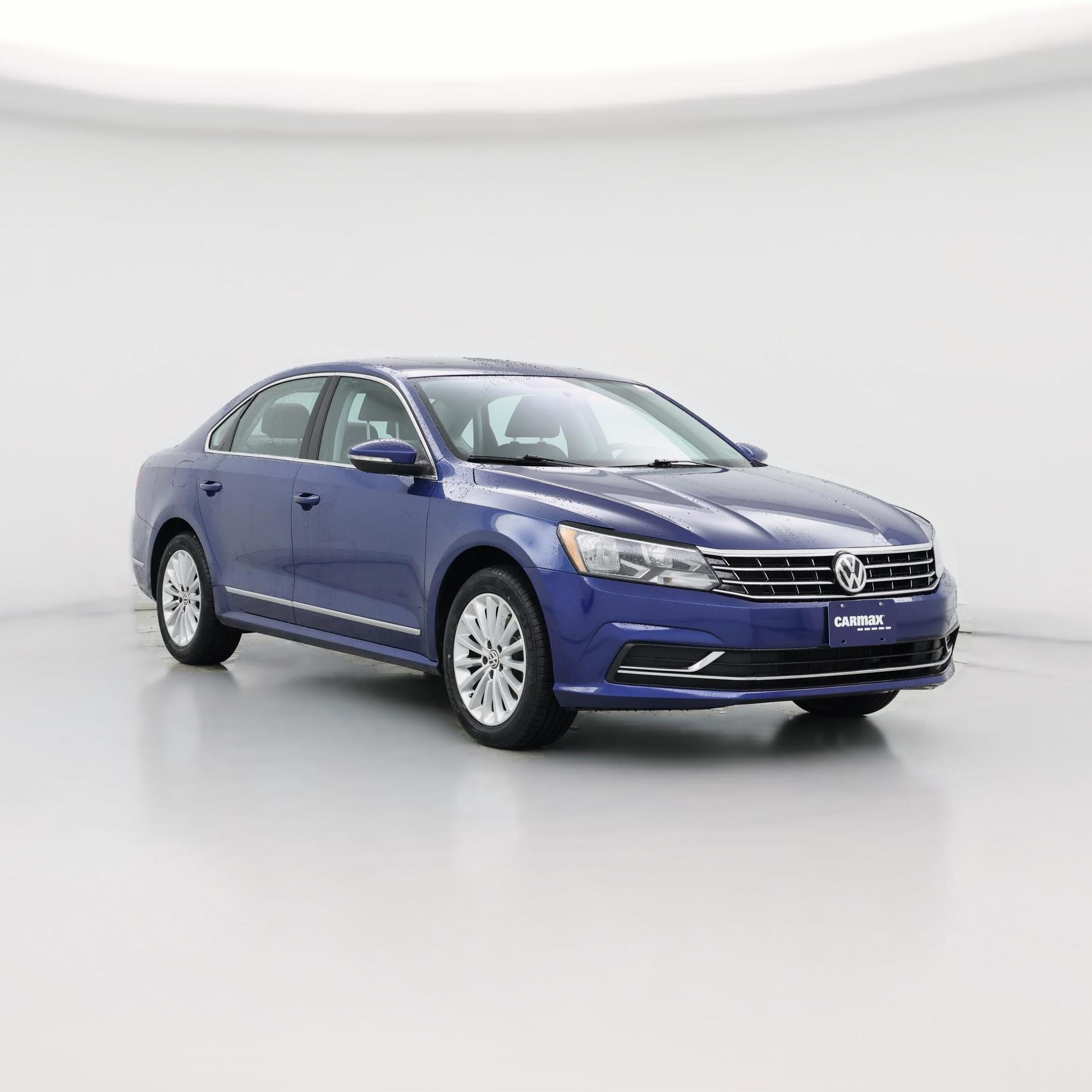 Thumbnail: 2017 Volkswagen Passat - 1