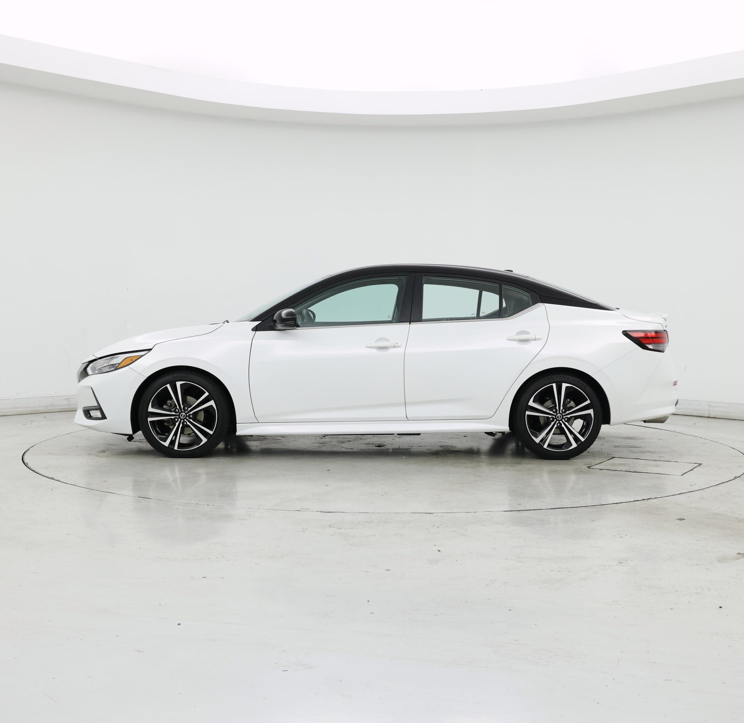 Thumbnail: 2021 Nissan Sentra - 3