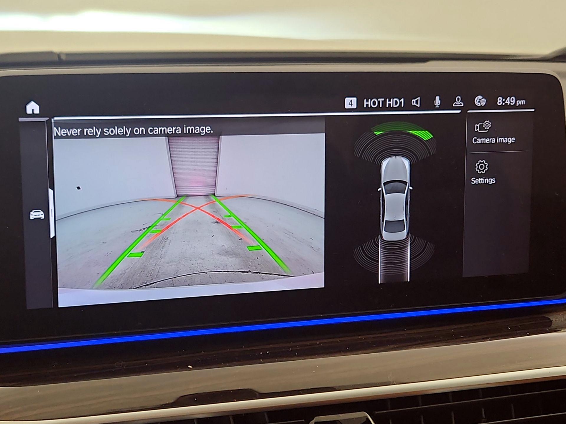 Thumbnail: 2022 BMW 5 Series - 15