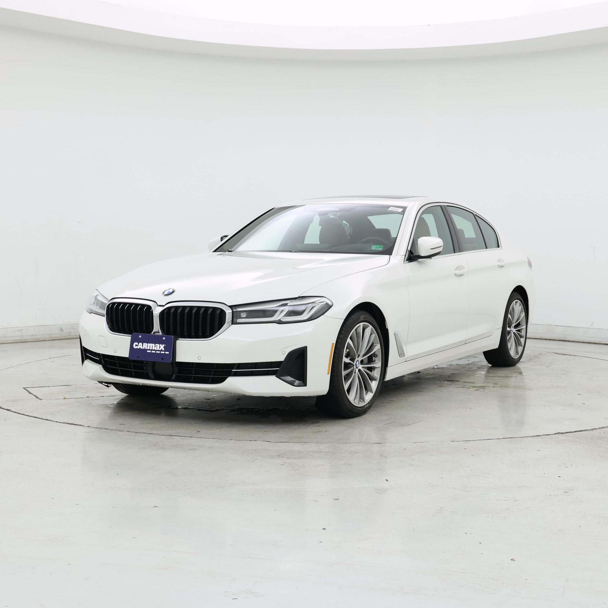 Thumbnail: 2022 BMW 5 Series - 4