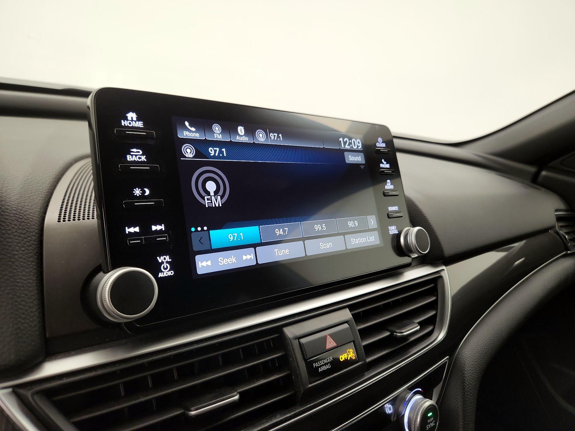 Thumbnail: 2018 Honda Accord - 15