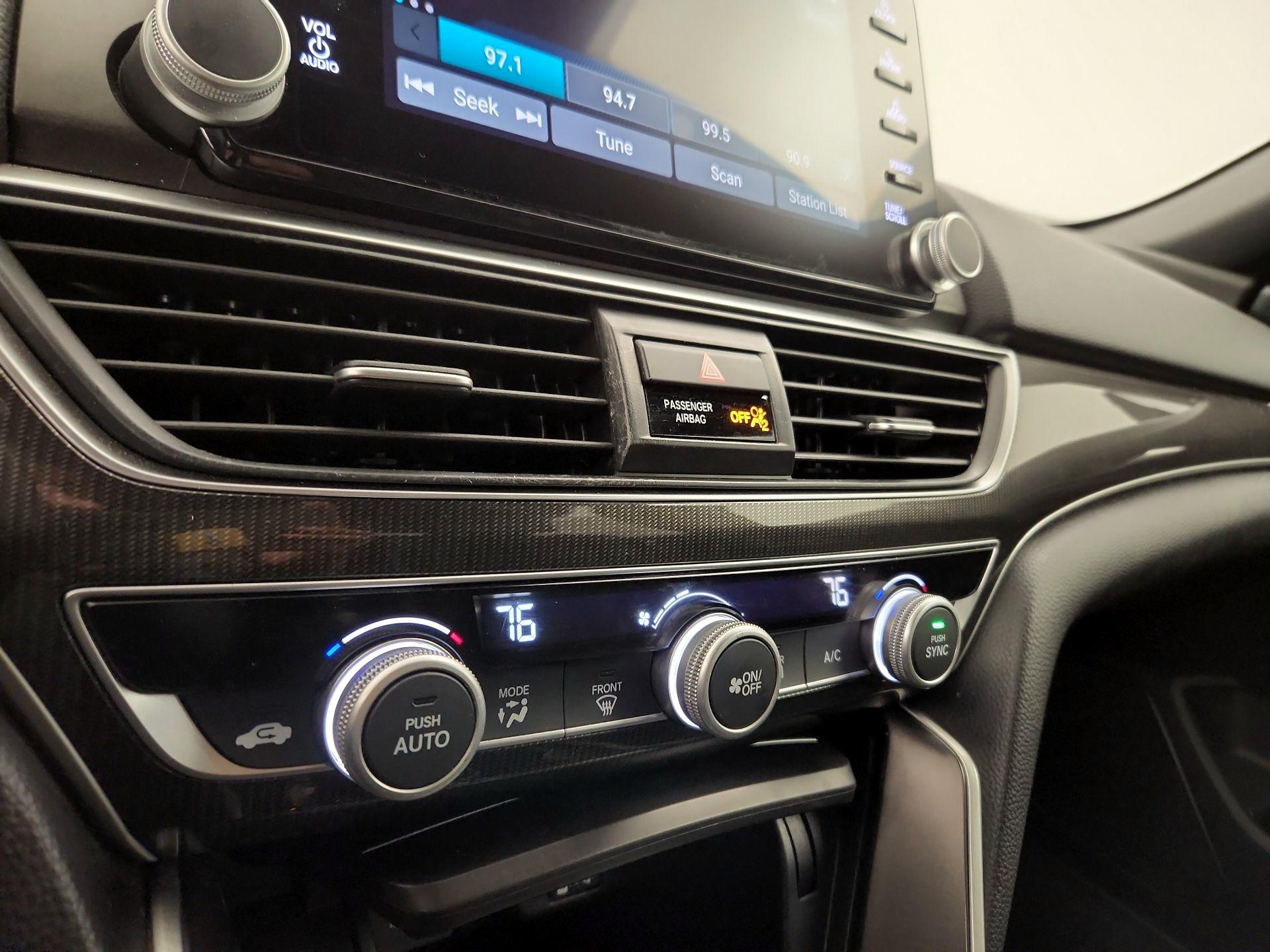 Thumbnail: 2018 Honda Accord - 16